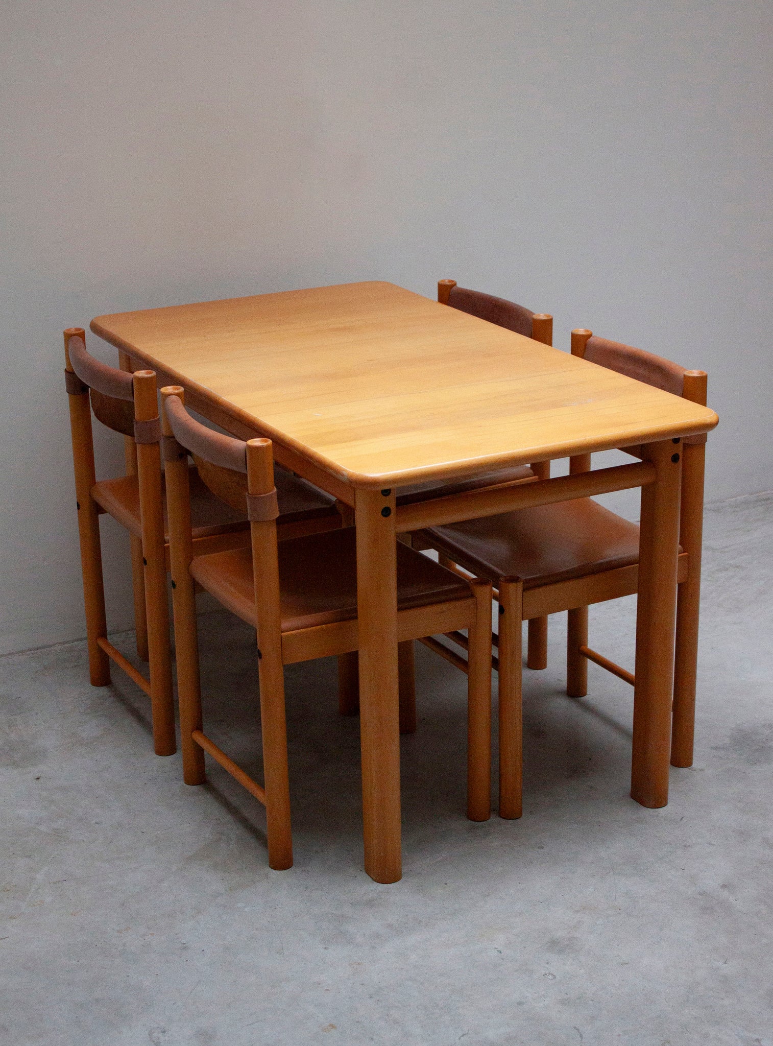 Ibisco Sedie Ipso Facto Dining Set (Cognac Leather)