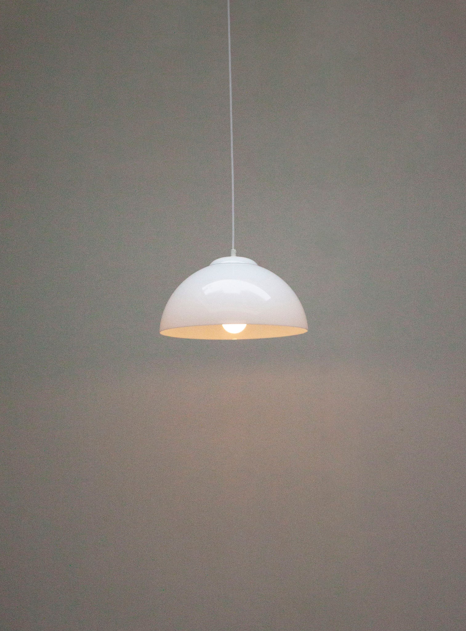 Mushroom Pendant Lamp (White)