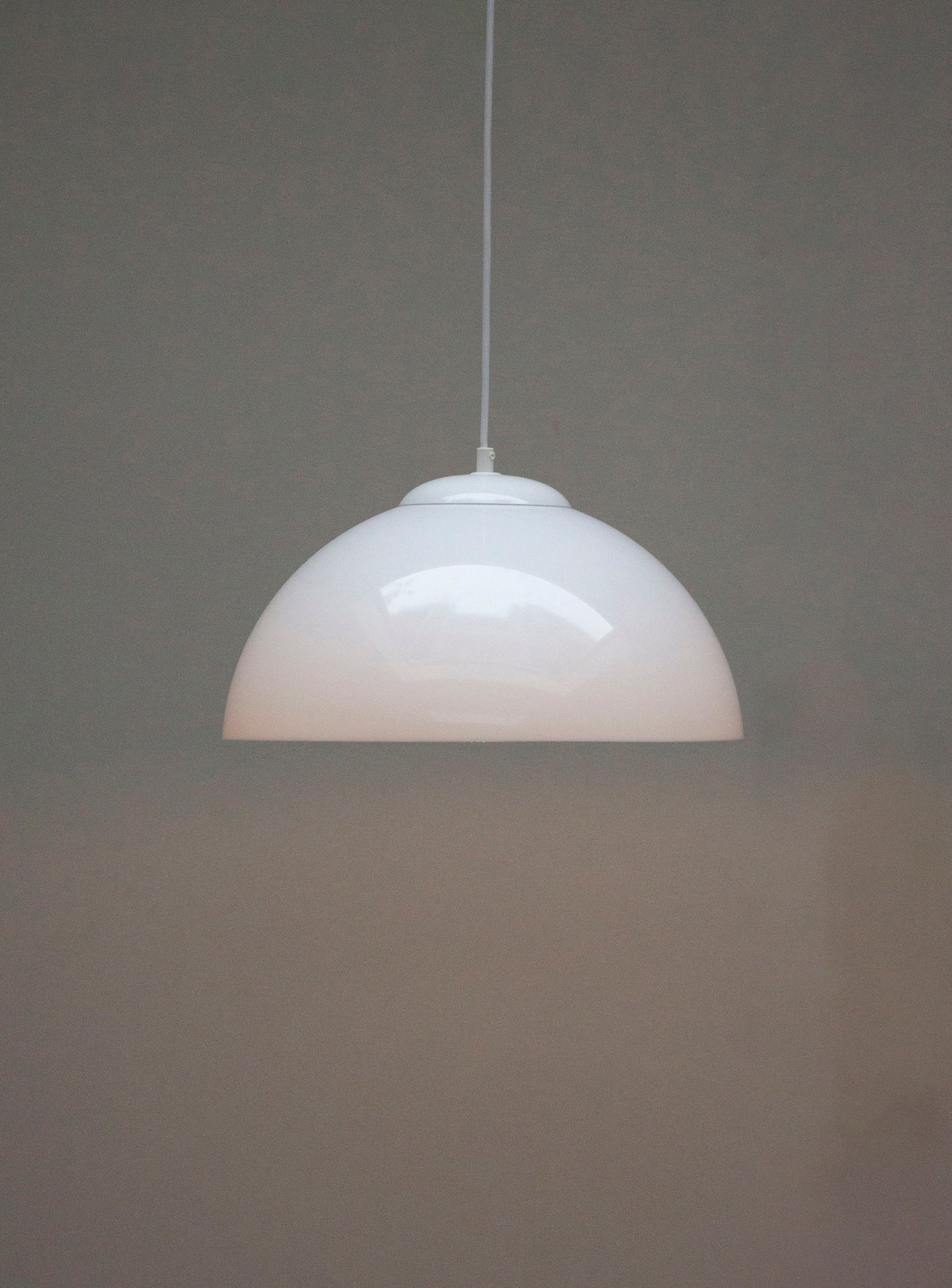 Mushroom Pendant Lamp (White)