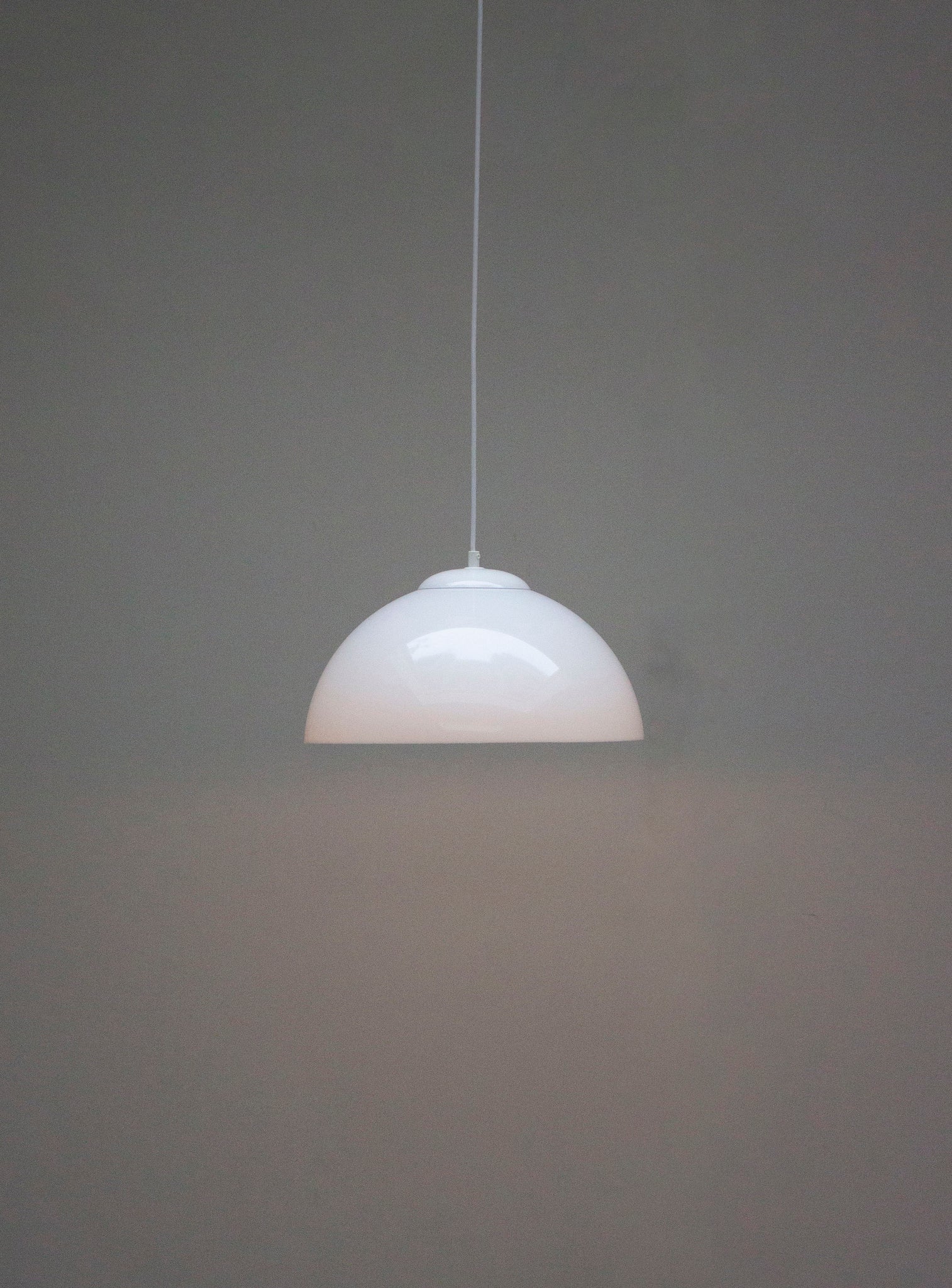 Mushroom Pendant Lamp (White)