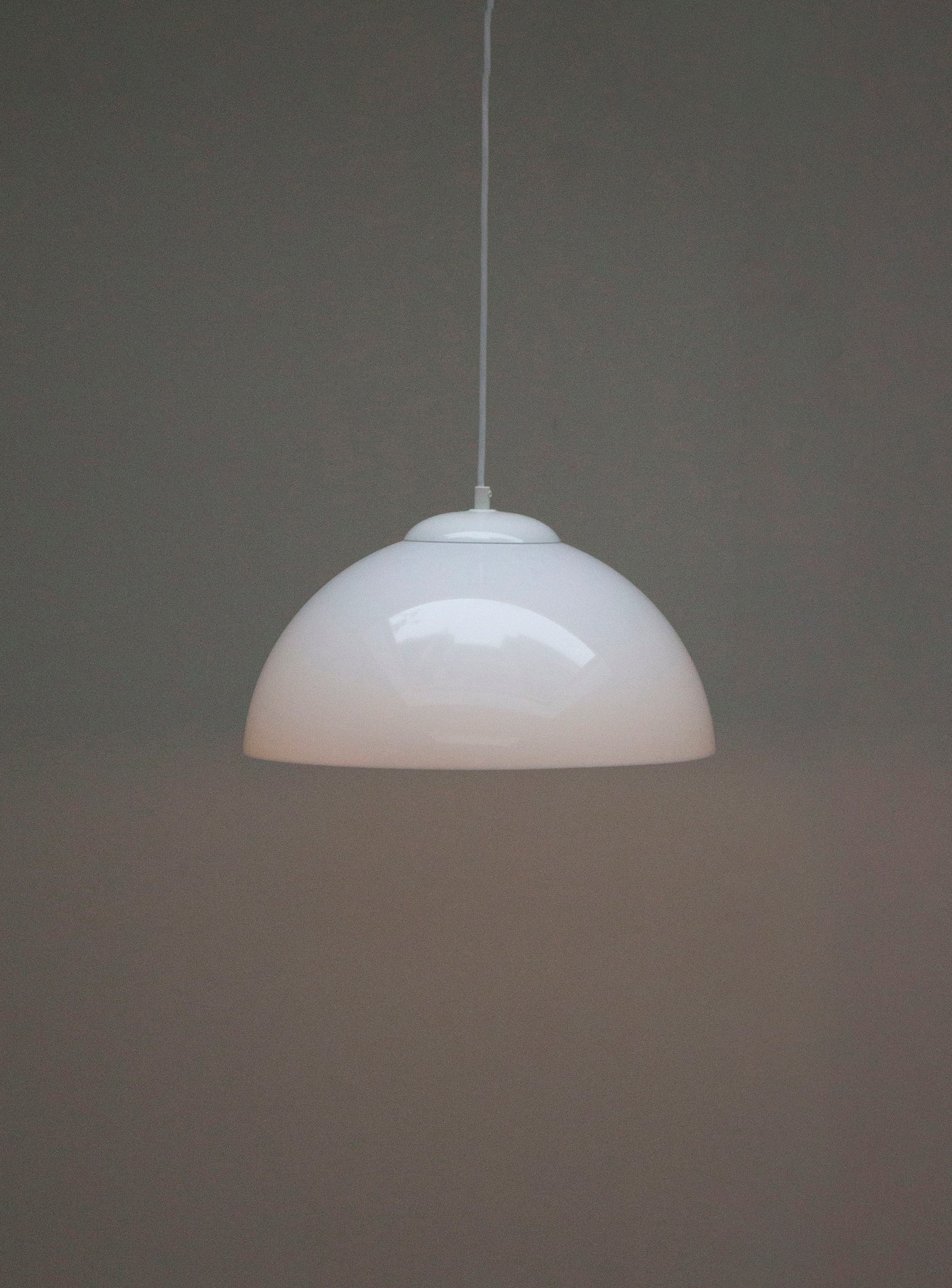 Mushroom Pendant Lamp (White)
