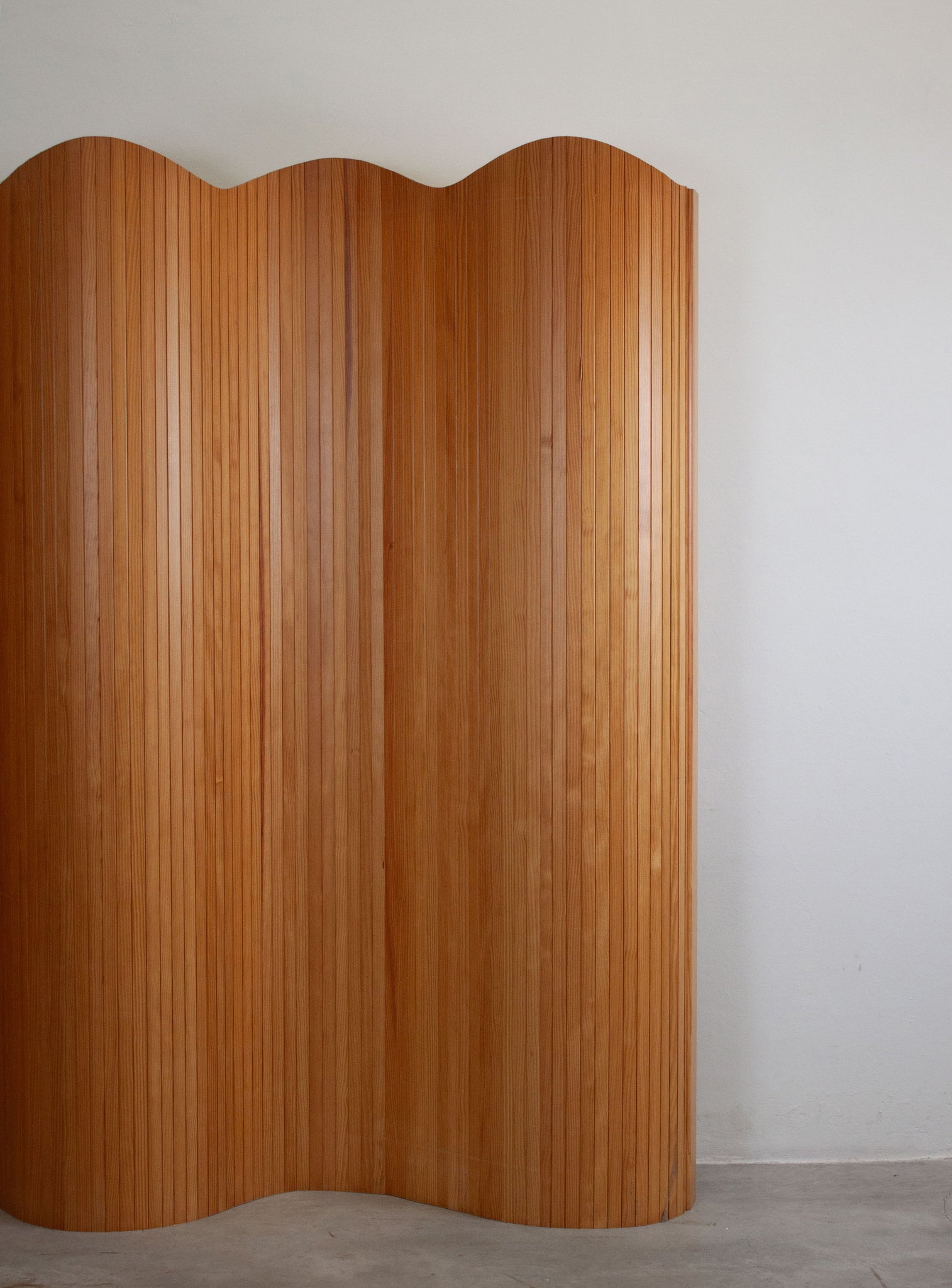 Tambour Screen Room Divider by Jomain Baumann (Pine)