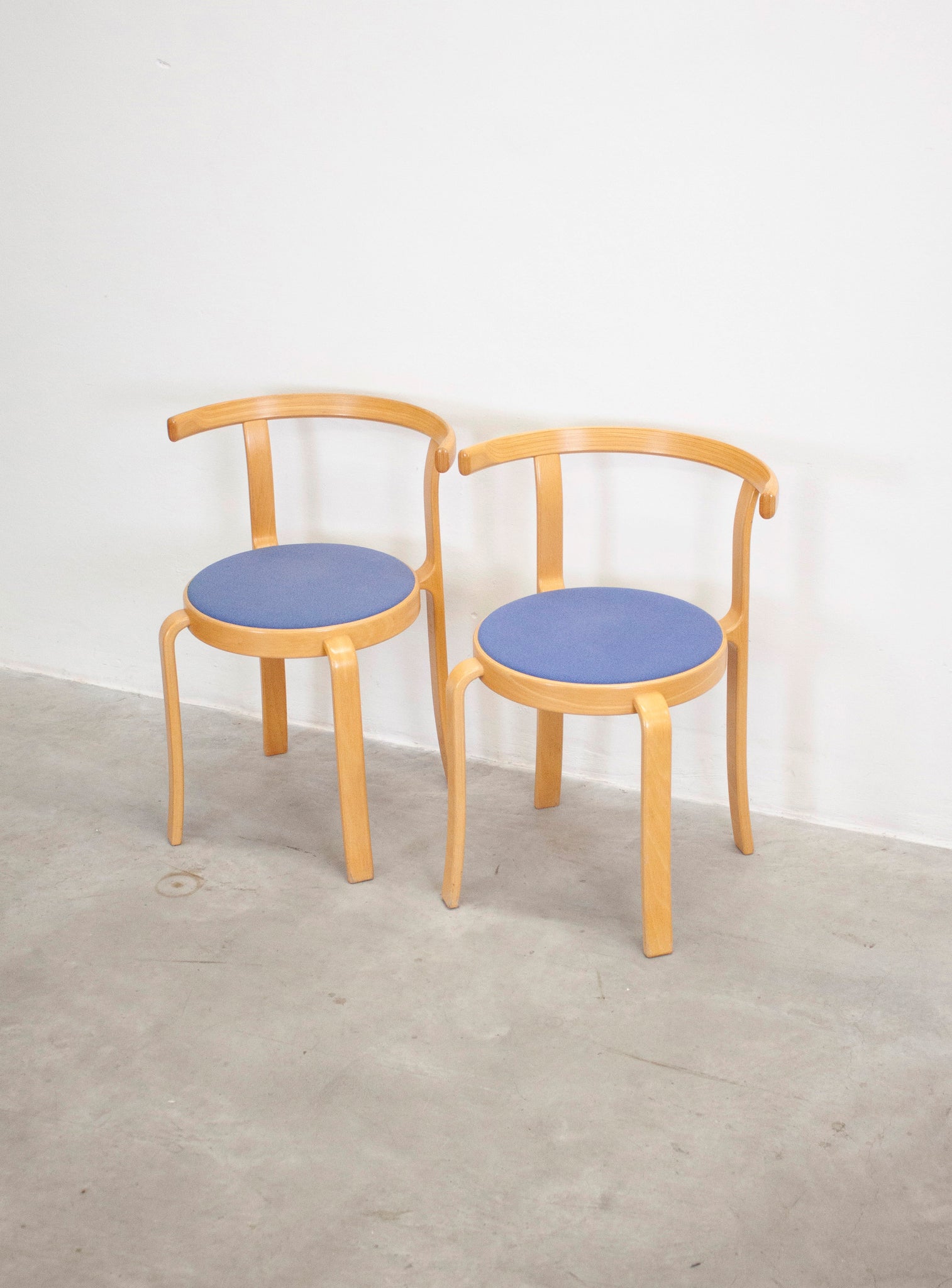 Magnus Olesen 8000 Dining Chairs by Rud Thygesen & Johnny Sørensen (Blue)