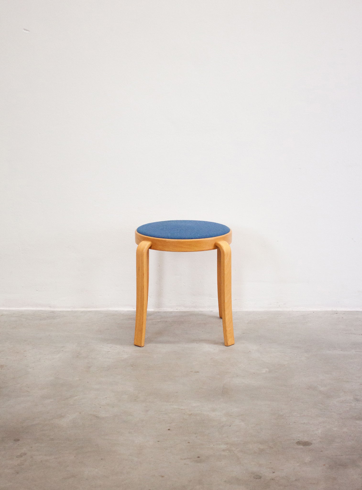 Magnus Olesen 8000 Stool by Rud Thygesen & Johnny Sørensen (Blue)