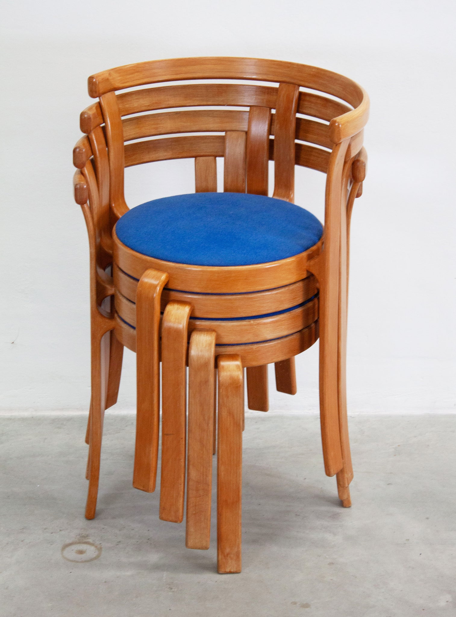 Magnus Olesen Model 8000 Dining Chair by Rud Thygesen & Johnny Sørensen (Blue)