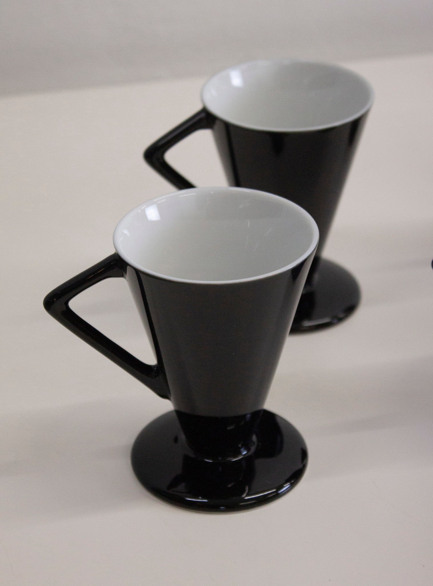 Memphis Style Ceramic Coffee Cups (Black/White)