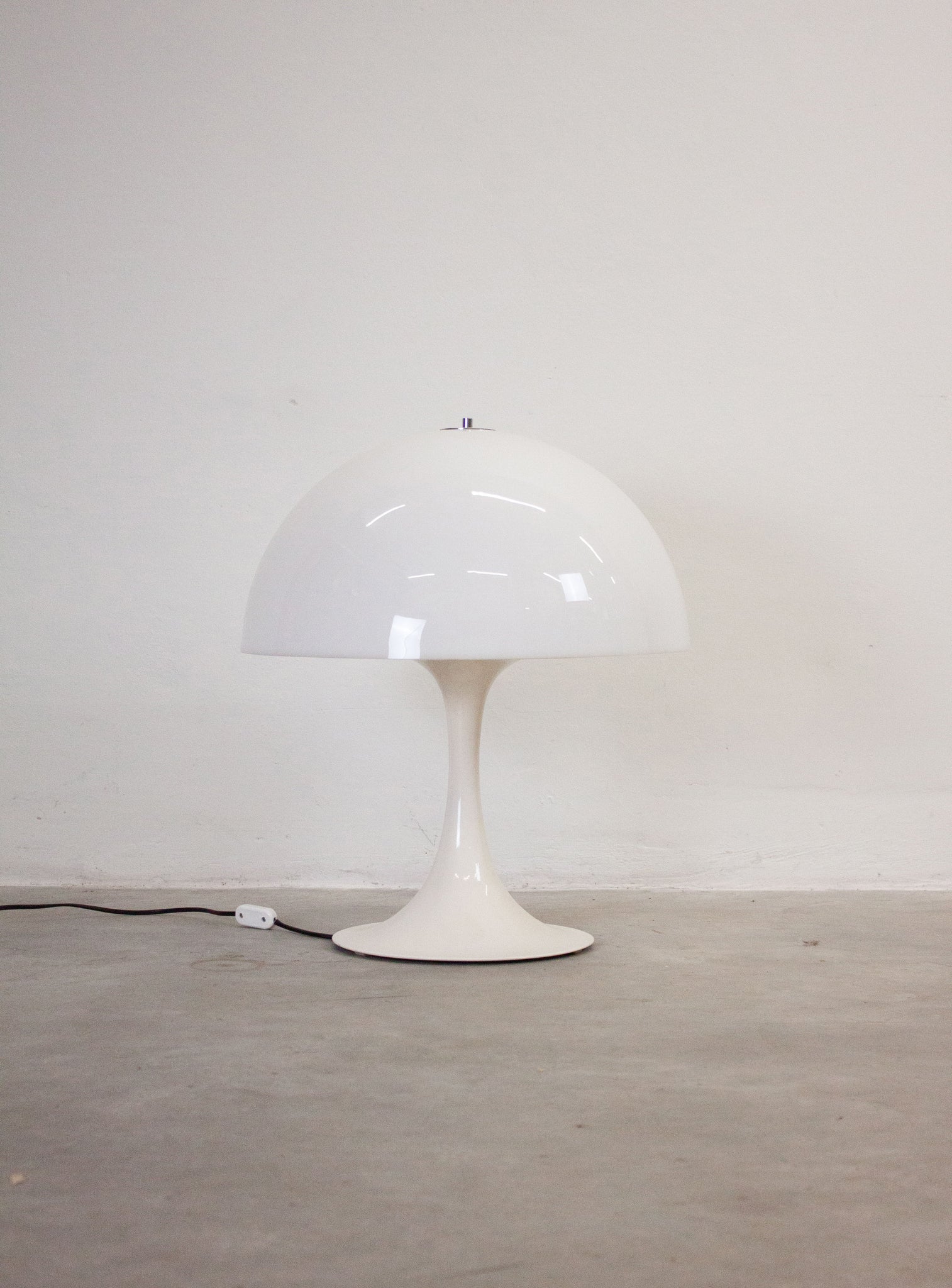 Raak Amsterdam Mushroom Lamp (White)