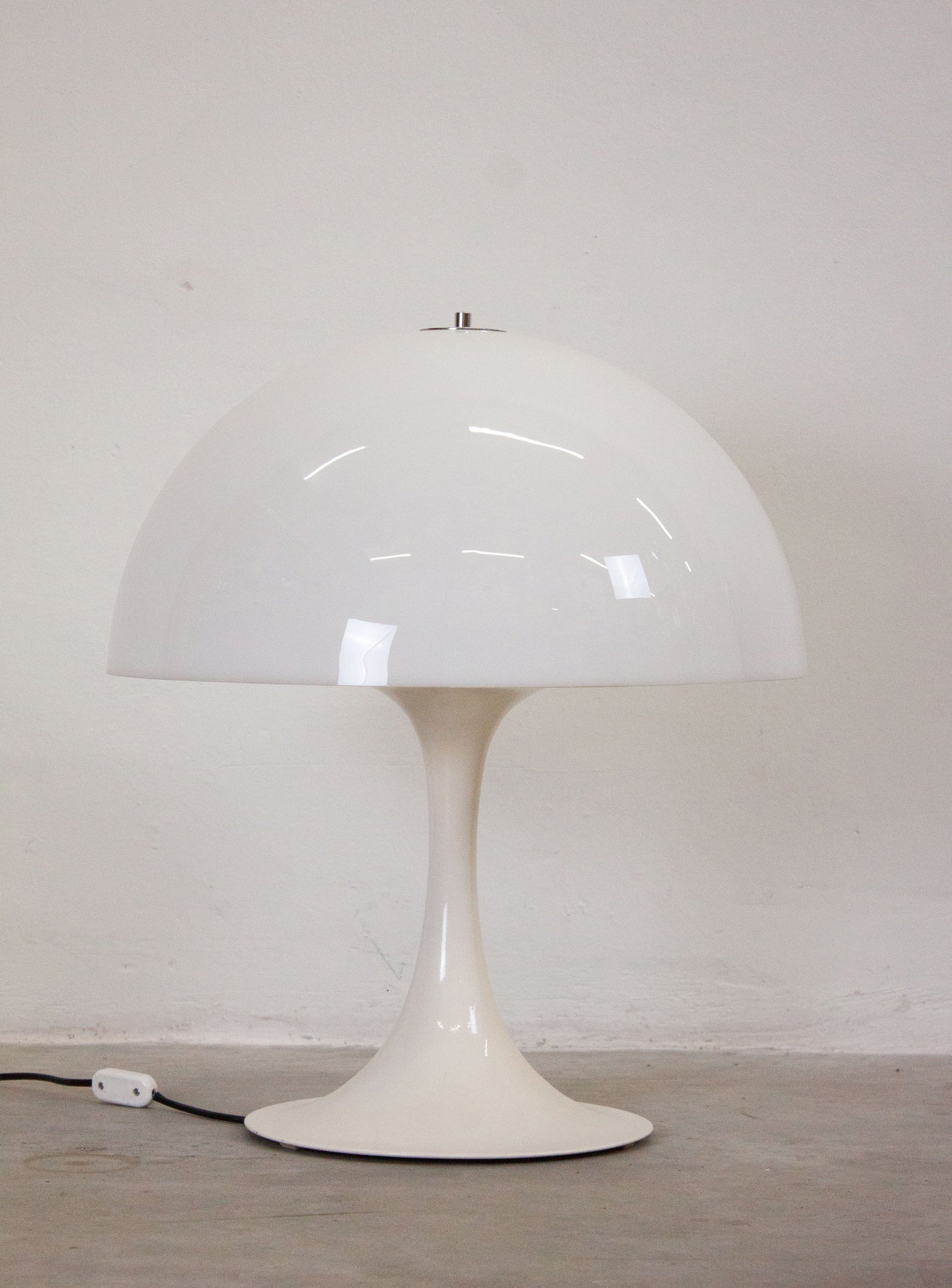 Raak Amsterdam Mushroom Lamp (White)