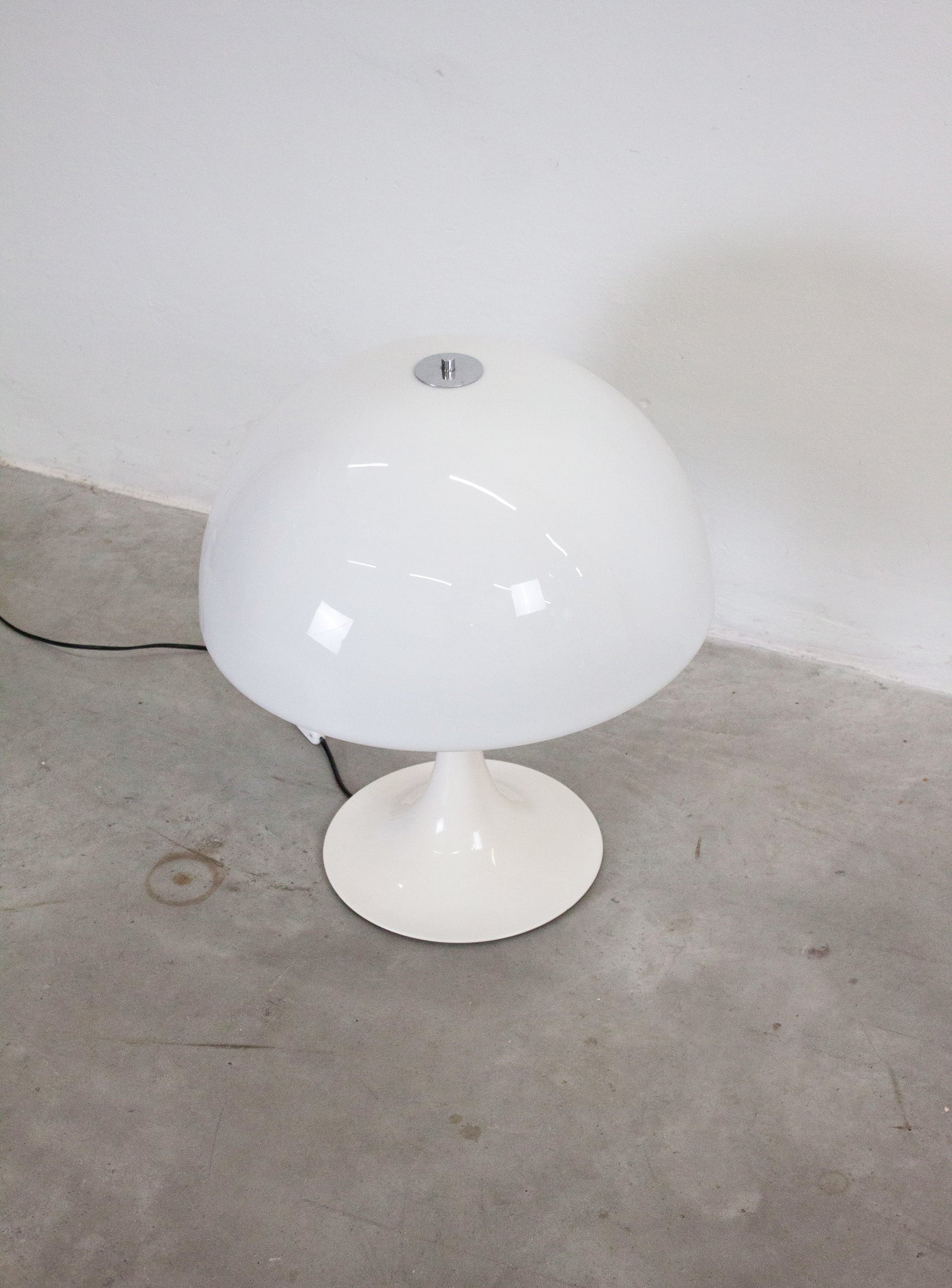 Raak Amsterdam Mushroom Lamp (White)