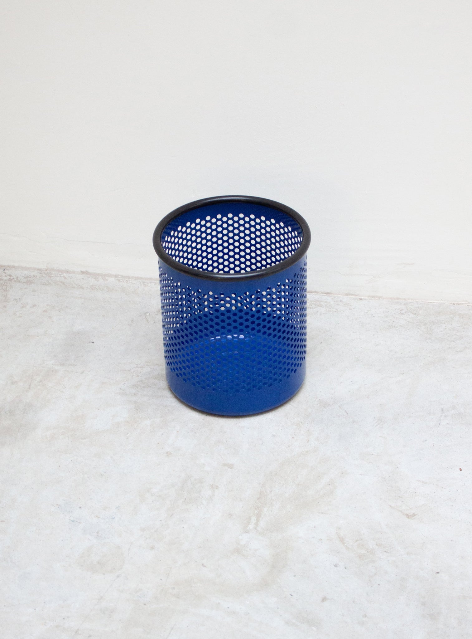 Rexite 1000 Cribbio Waste Basket by Raul Barbieri & Giorgio Marianelli (Blue)