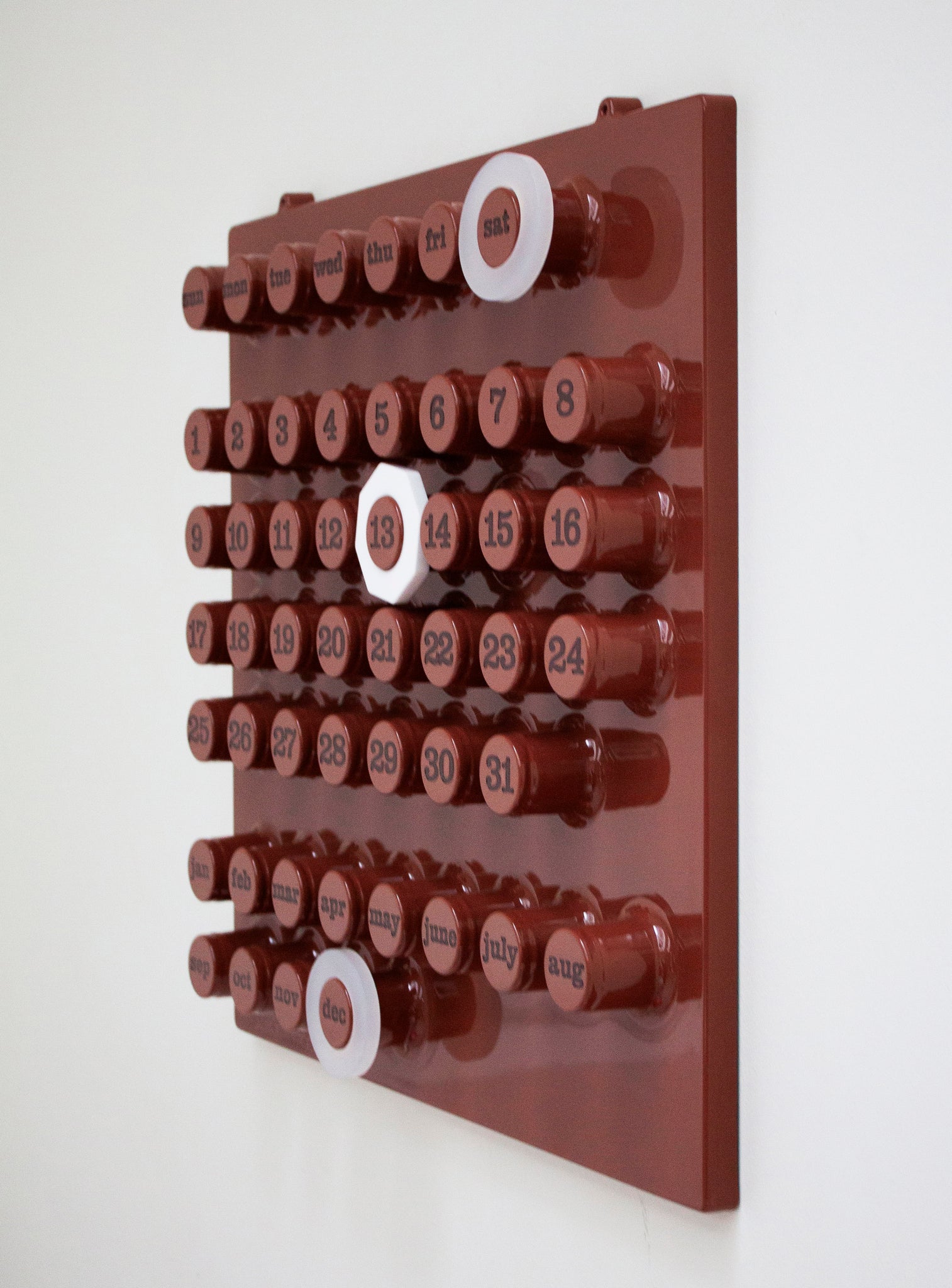 Ring-A-Date Perpetual Calendar by Giorgio Della Beffa (Café Mousse