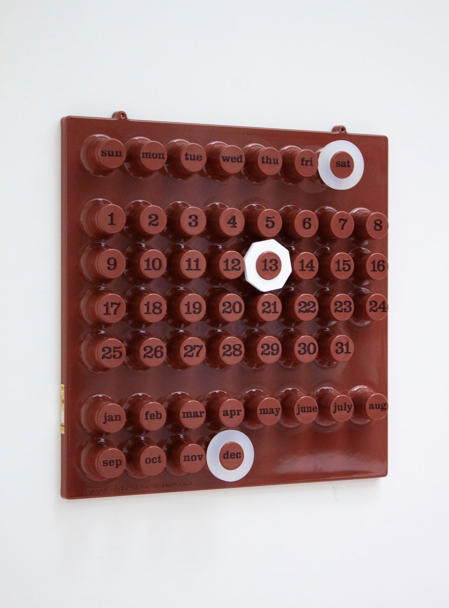 Ring-A-Date Perpetual Calendar by Giorgio Della Beffa (Café Mousse