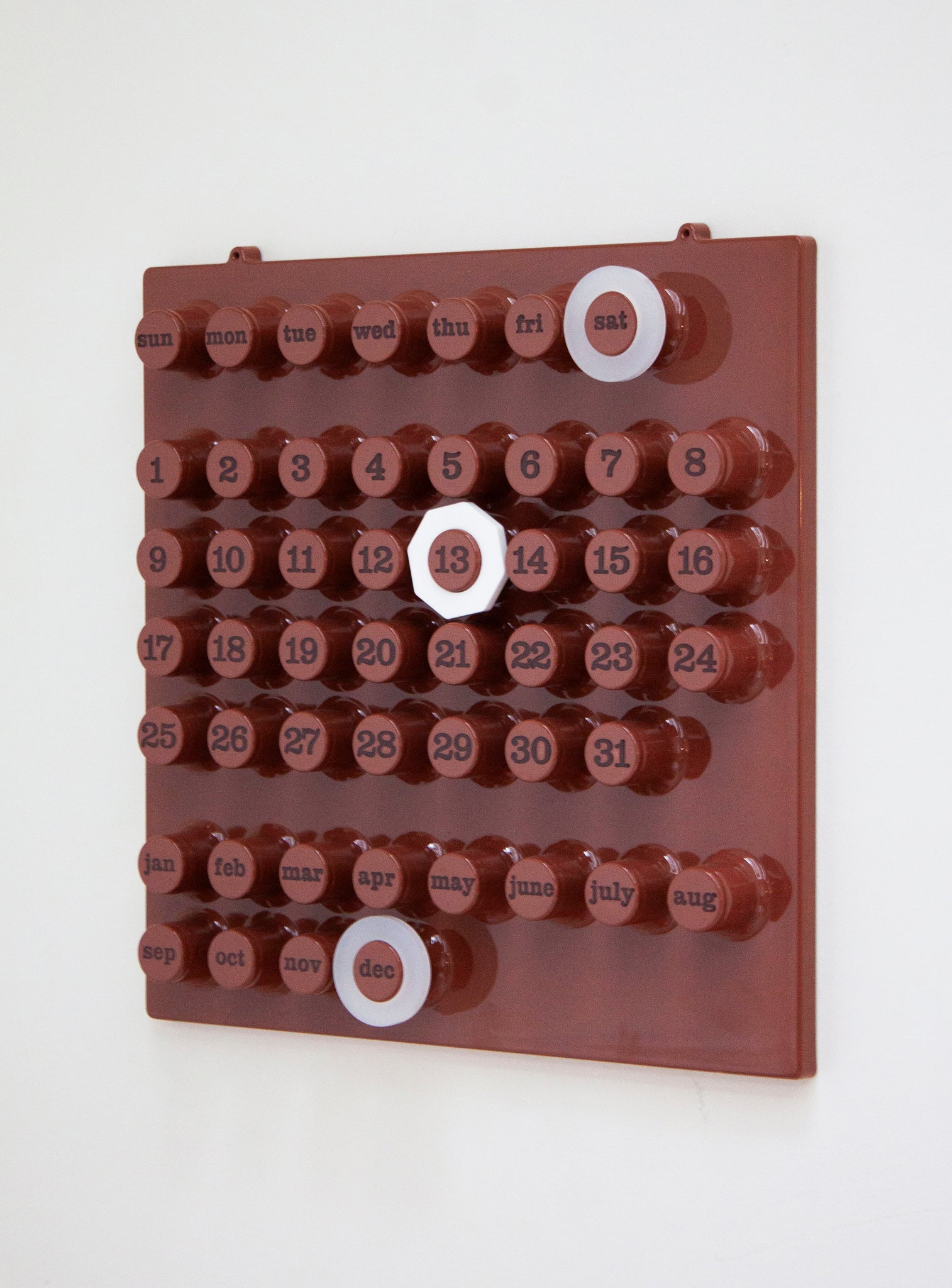 Ring-A-Date Perpetual Calendar by Giorgio Della Beffa (Café Mousse