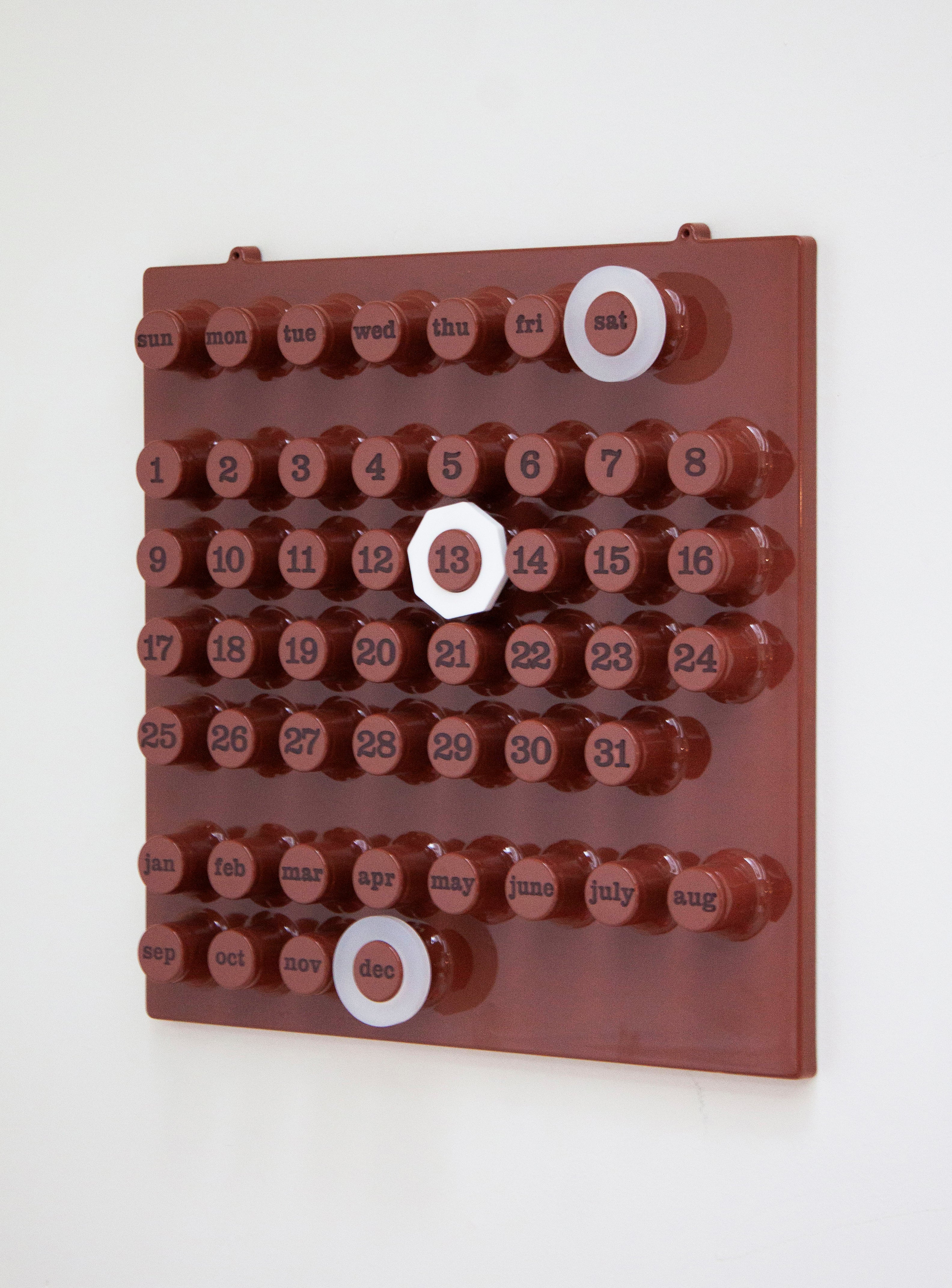 Ring-A-Date-Perpetual-Calendar