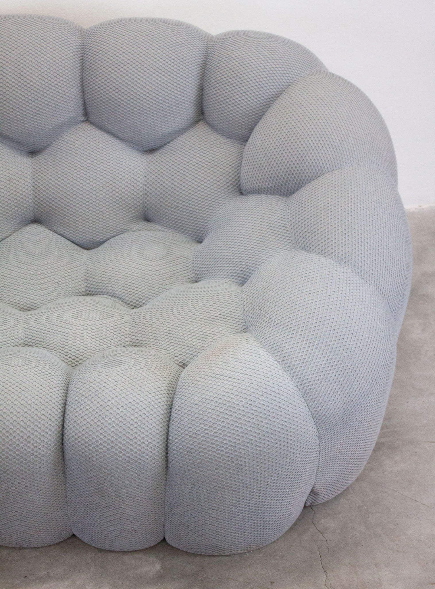 Roche Bobois Bubble 2 Curved 3/4-Seat Sofa by Sacha Lakic (Light Grey)