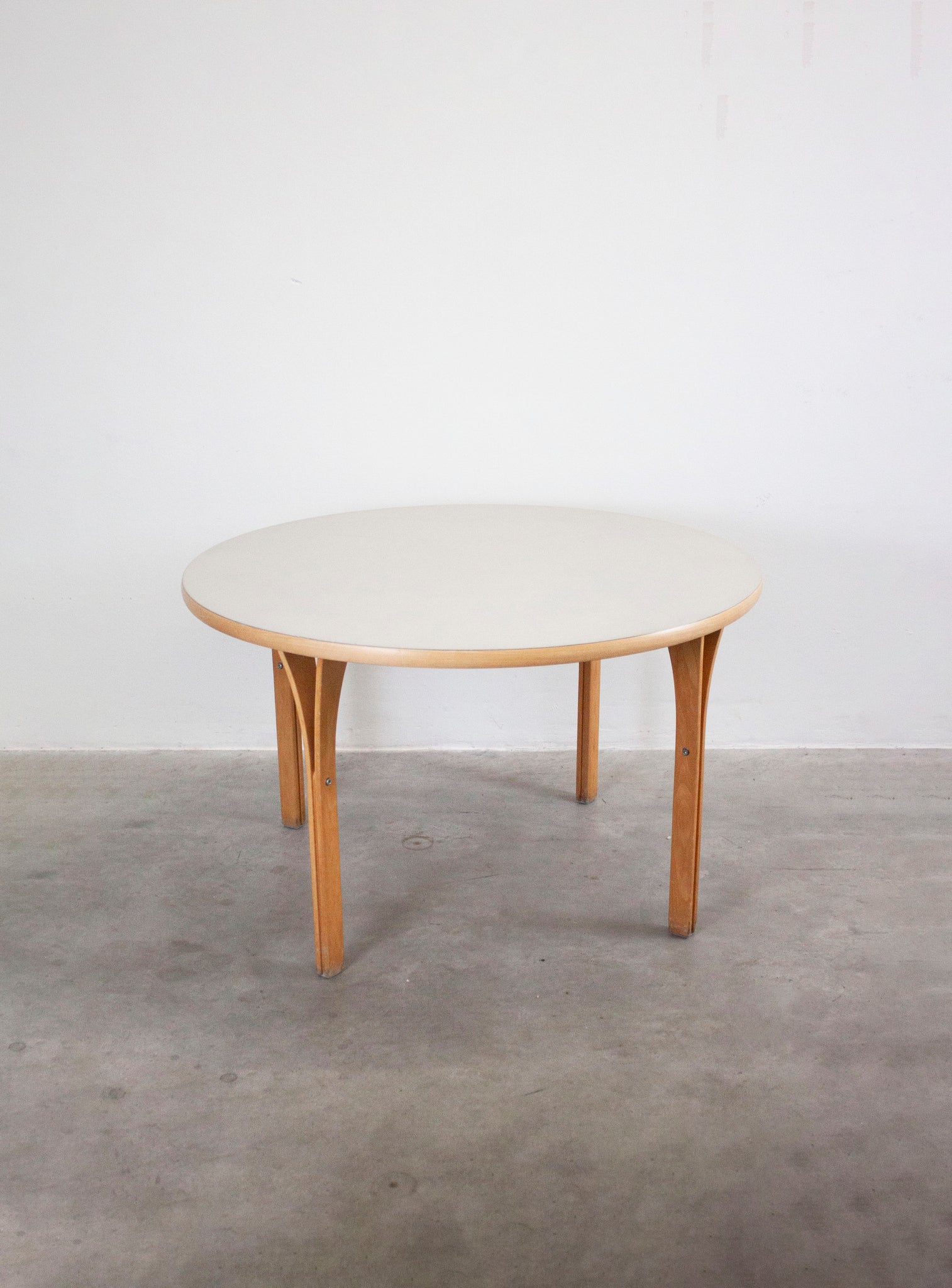 Scandinavian Round Dining Table (Grey)