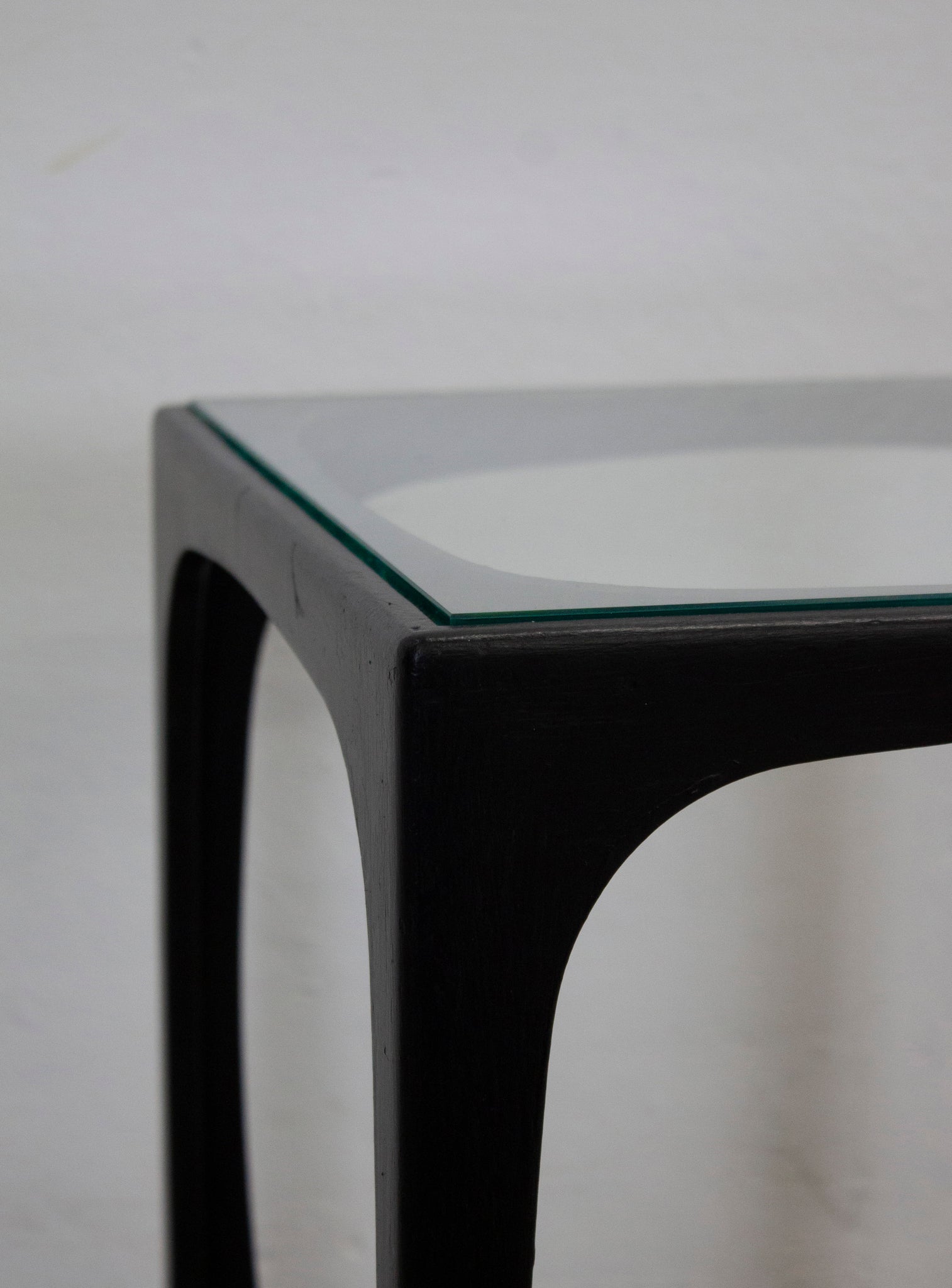 Space Age Cube Side Table with Glass Top (Black)