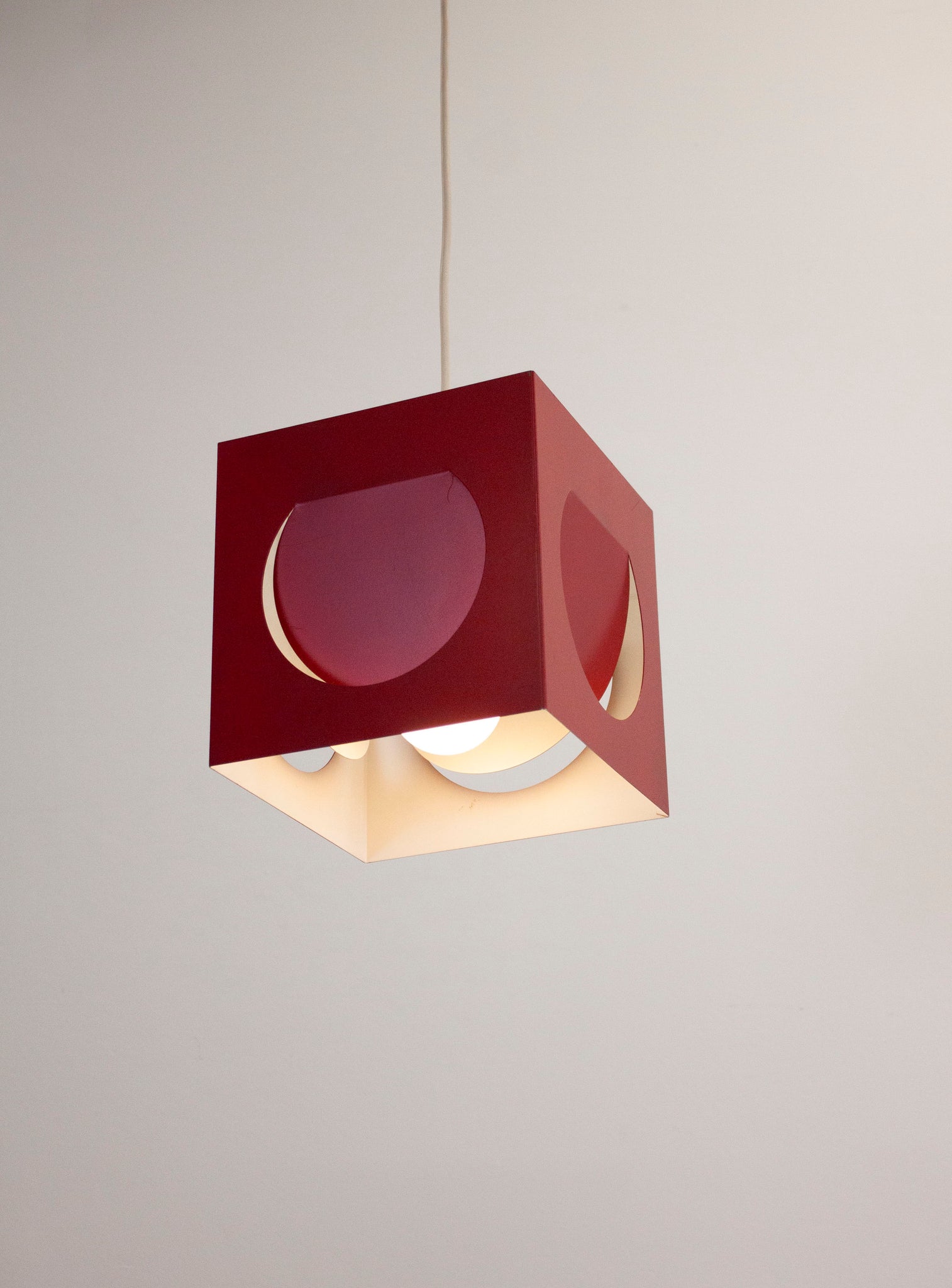 Stockmann Orno Pendant Lamp by Shogo Suzuki (Red)