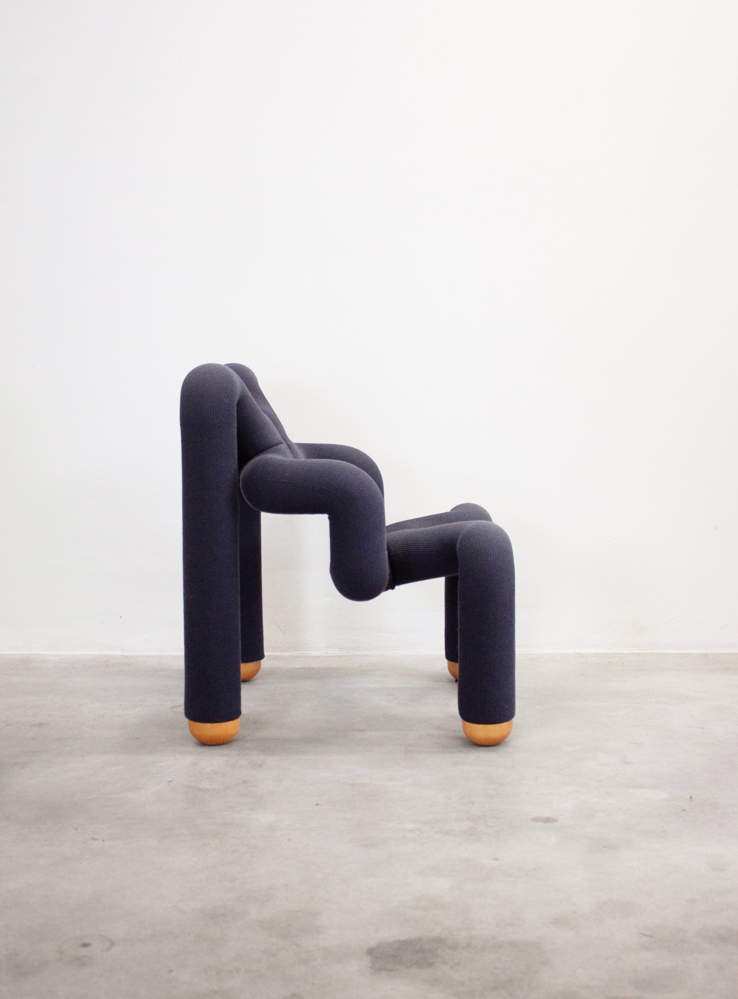 ekstrem stokke Varier Ekstrem Lounge Chair by Terje Ekstrøm (Dark Blue Grey) – JUKI AMSTERDAM