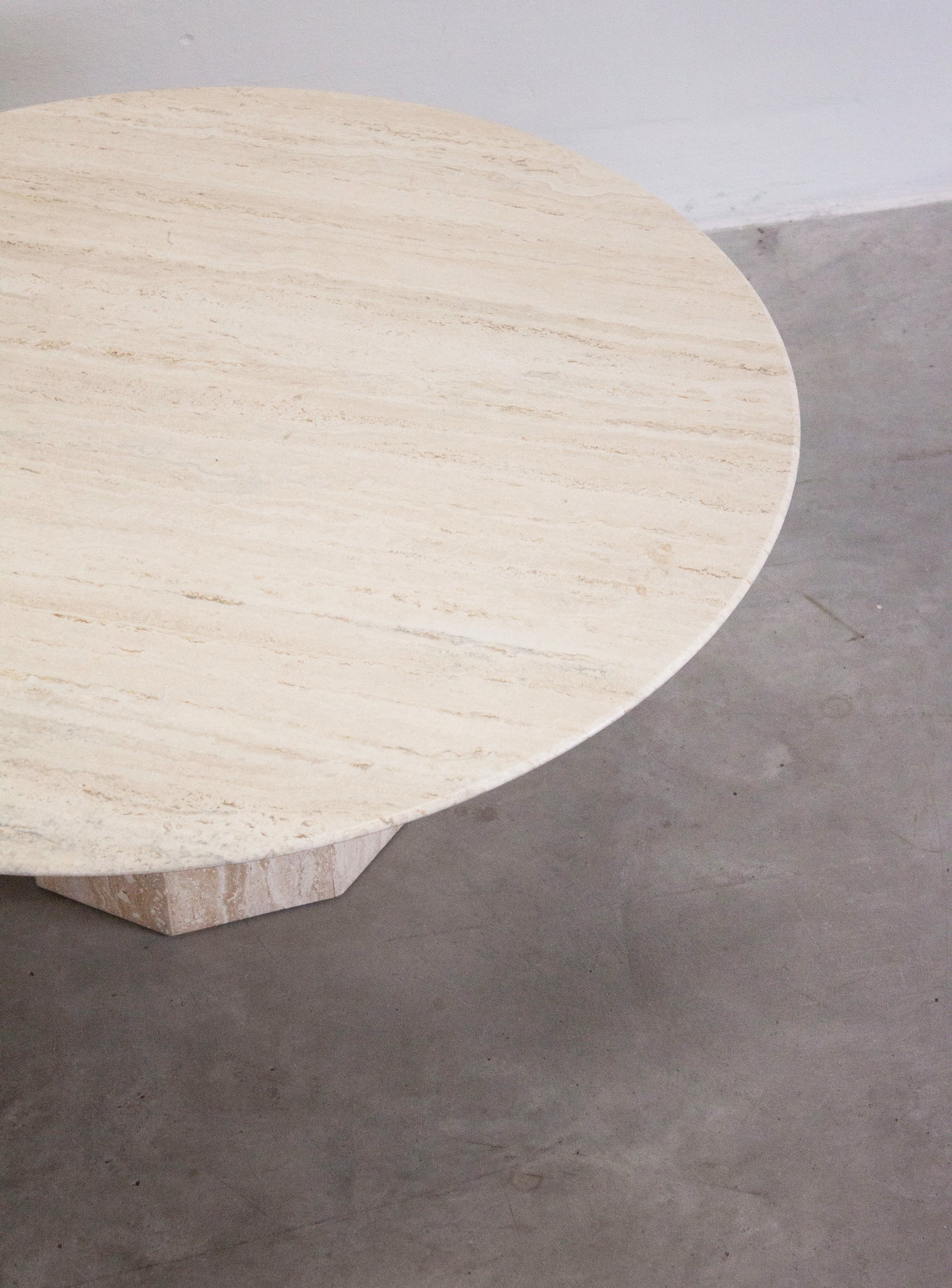 Travertine Round Coffee Table travertine-round-coffee-table
