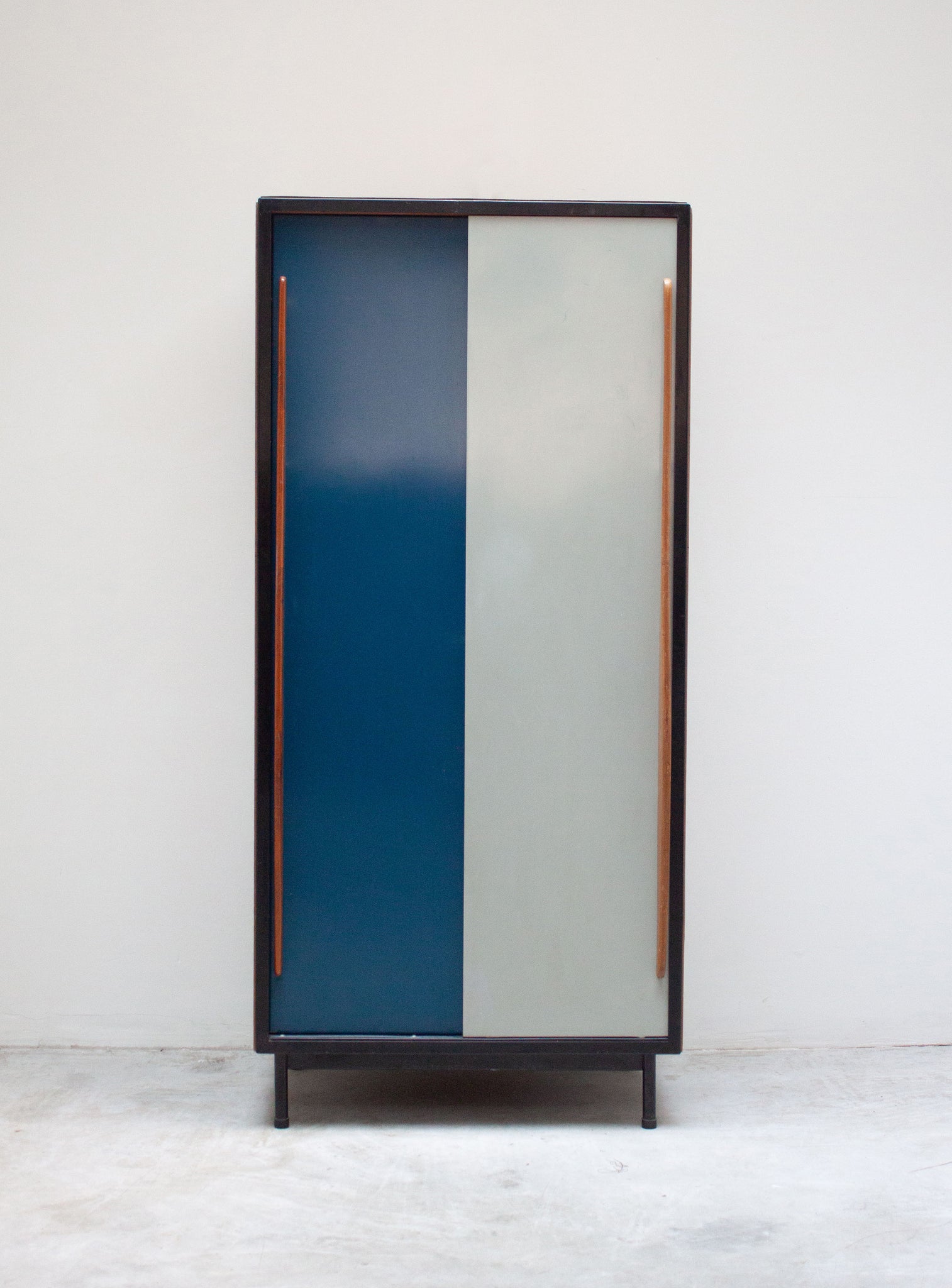 Tubax Wardrobe by Willy Van Der Meeren (Blue/Grey)