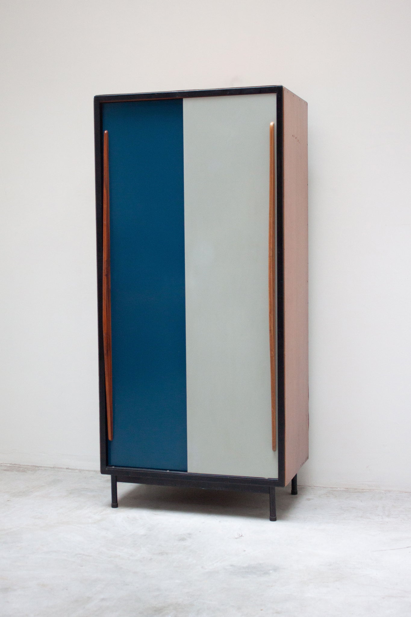 Tubax Wardrobe by Willy Van Der Meeren (Blue/Grey)