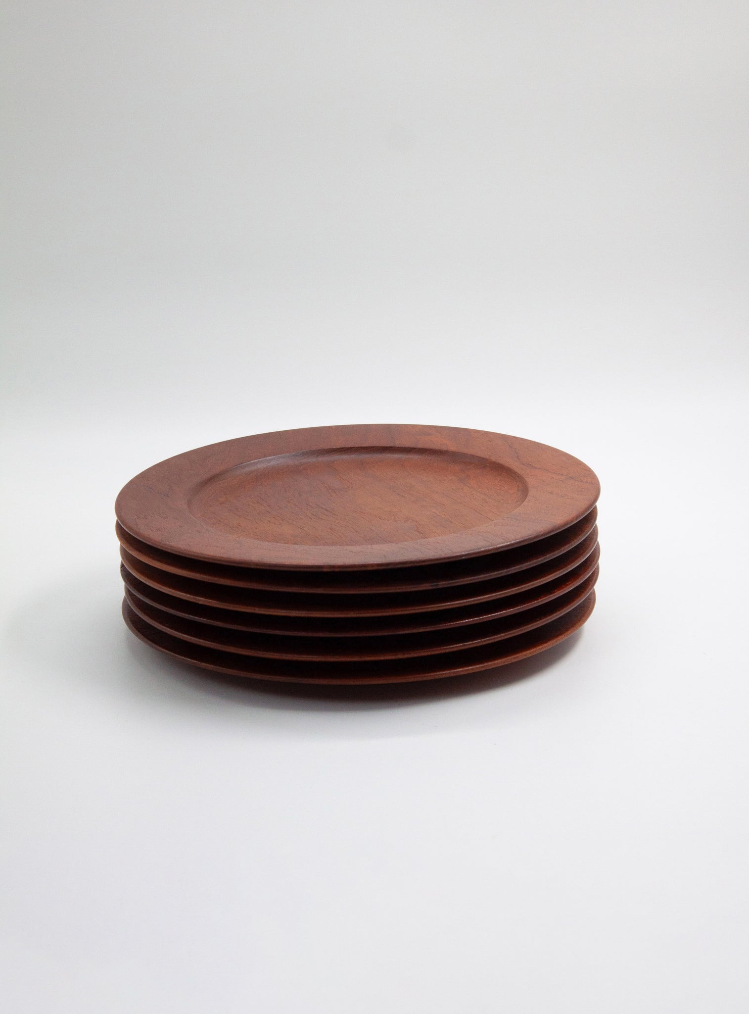 Wiggers Solid Teak Plates (Set of 6)