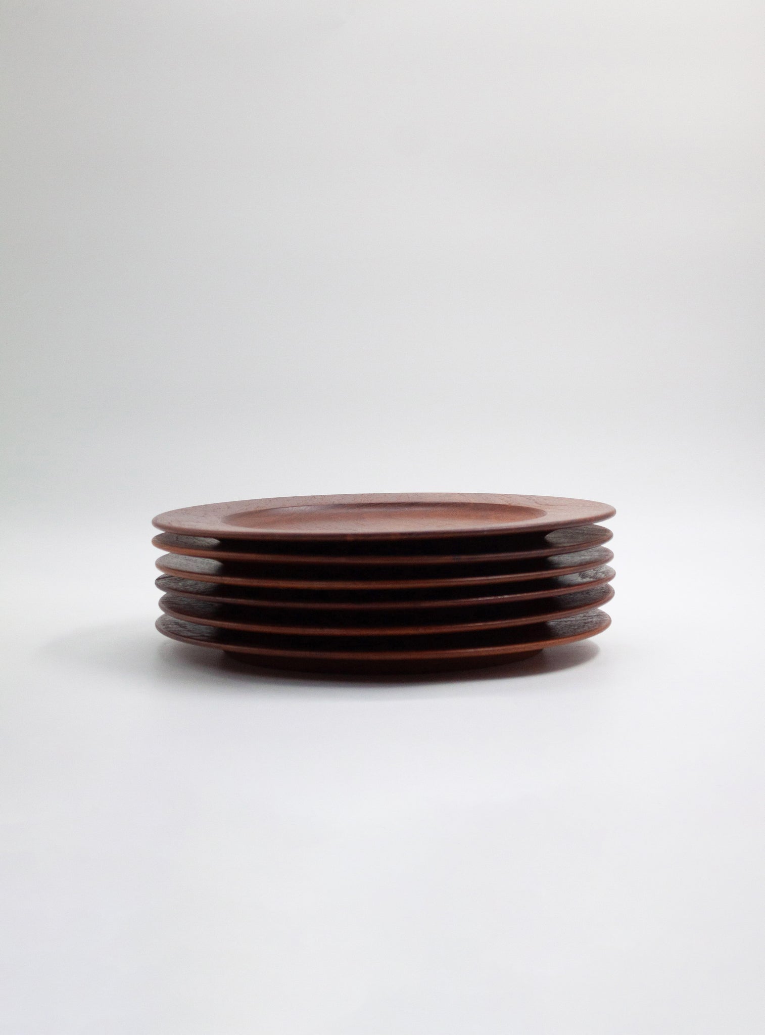 Wiggers Solid Teak Plates (Set of 6)