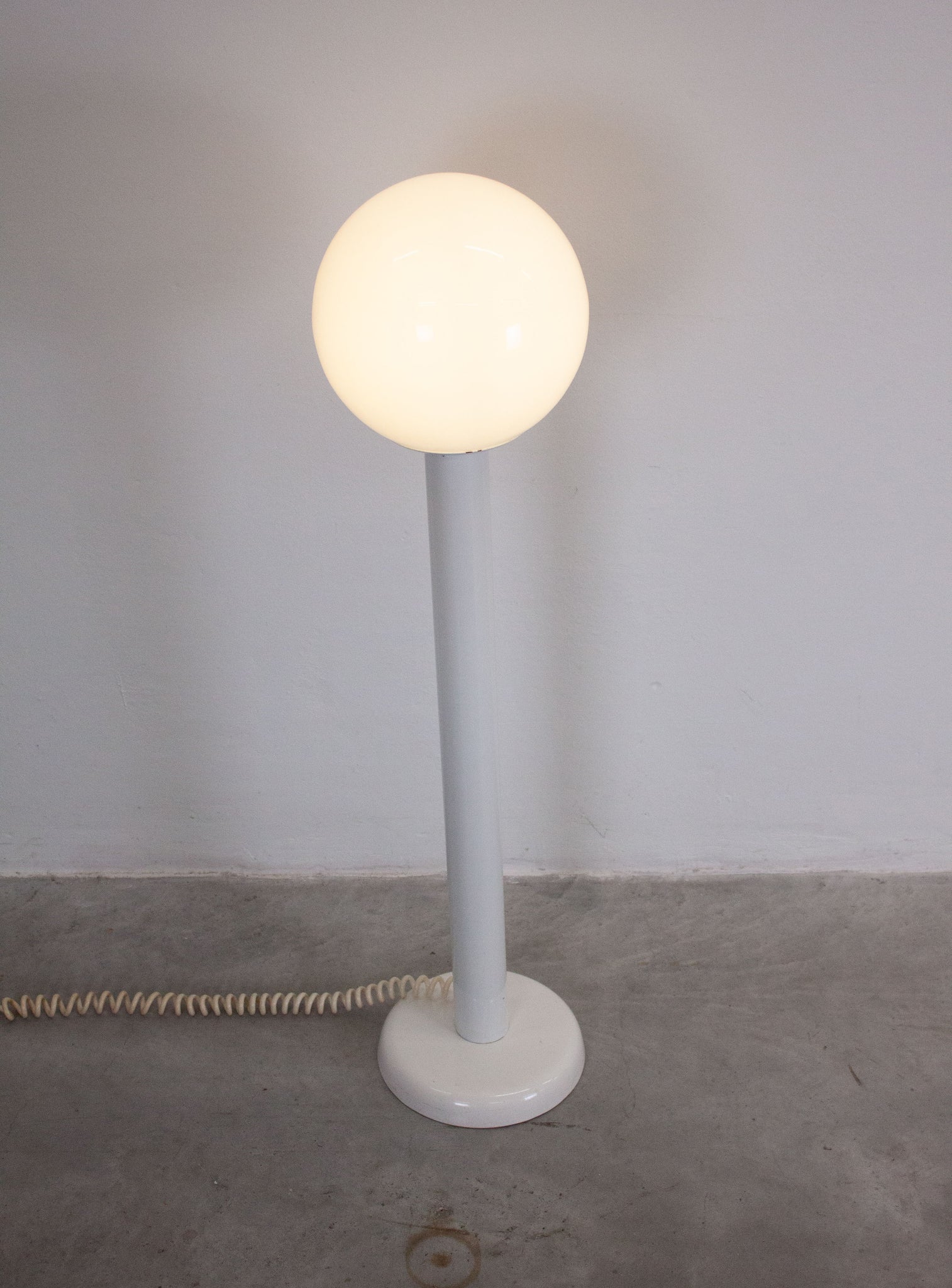 Woja Floor Lamp (White)