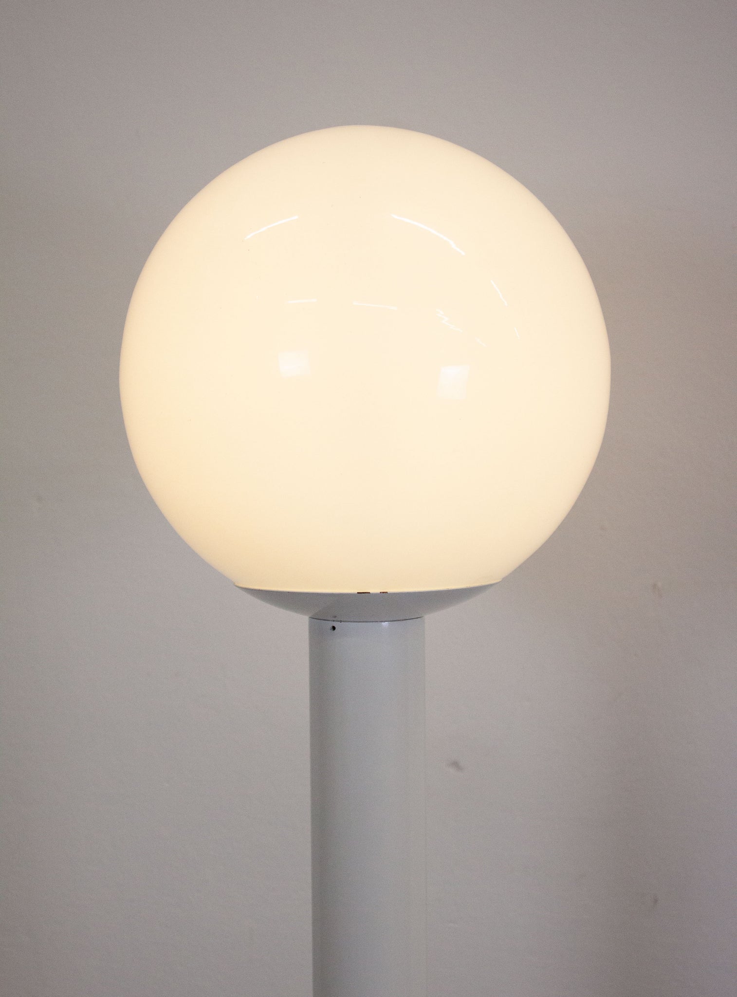 Woja Floor Lamp (White)