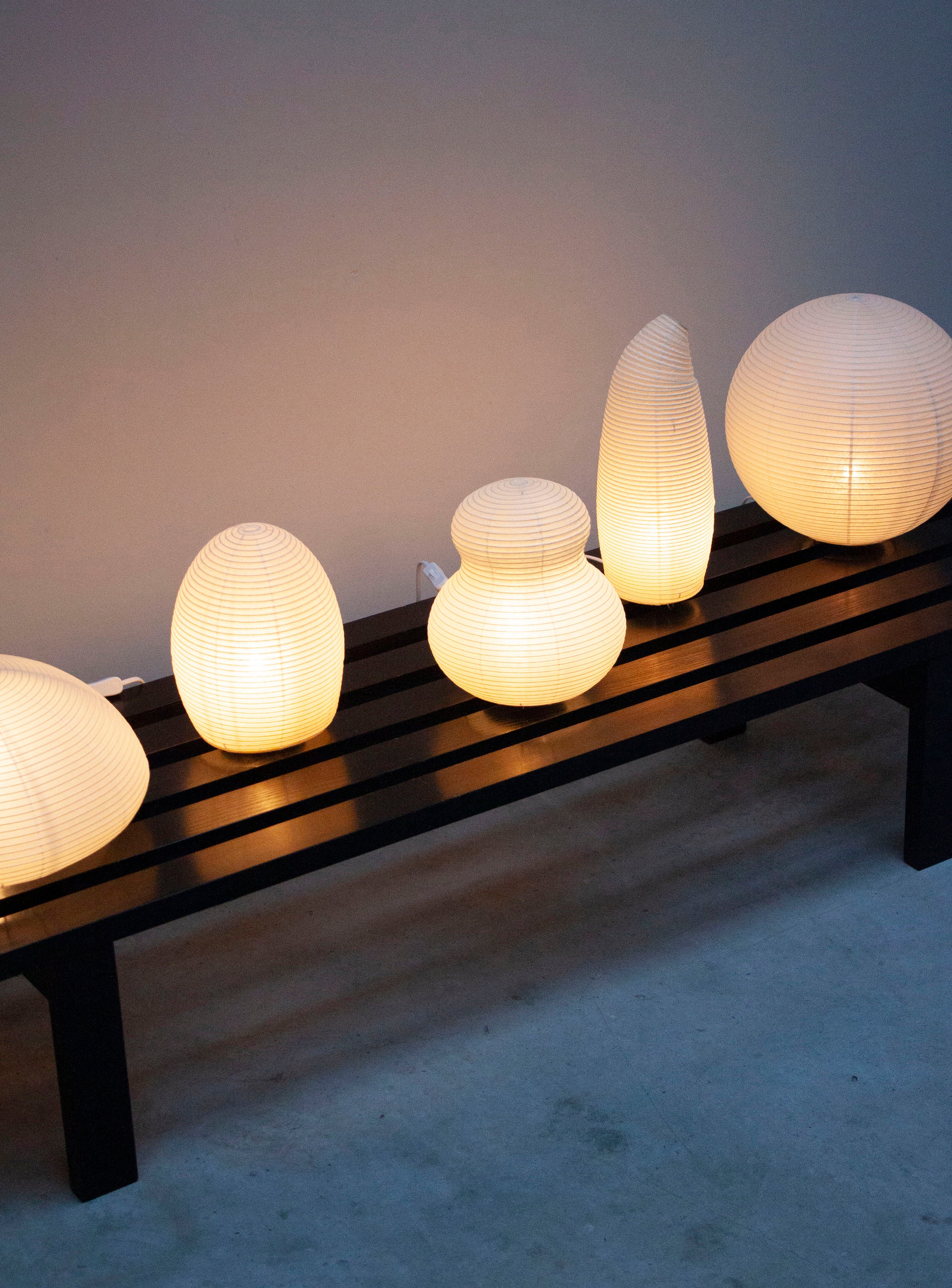 Paper Moon 04 Desk Lamp by Shigeru Uchida – JUKI AMSTERDAM