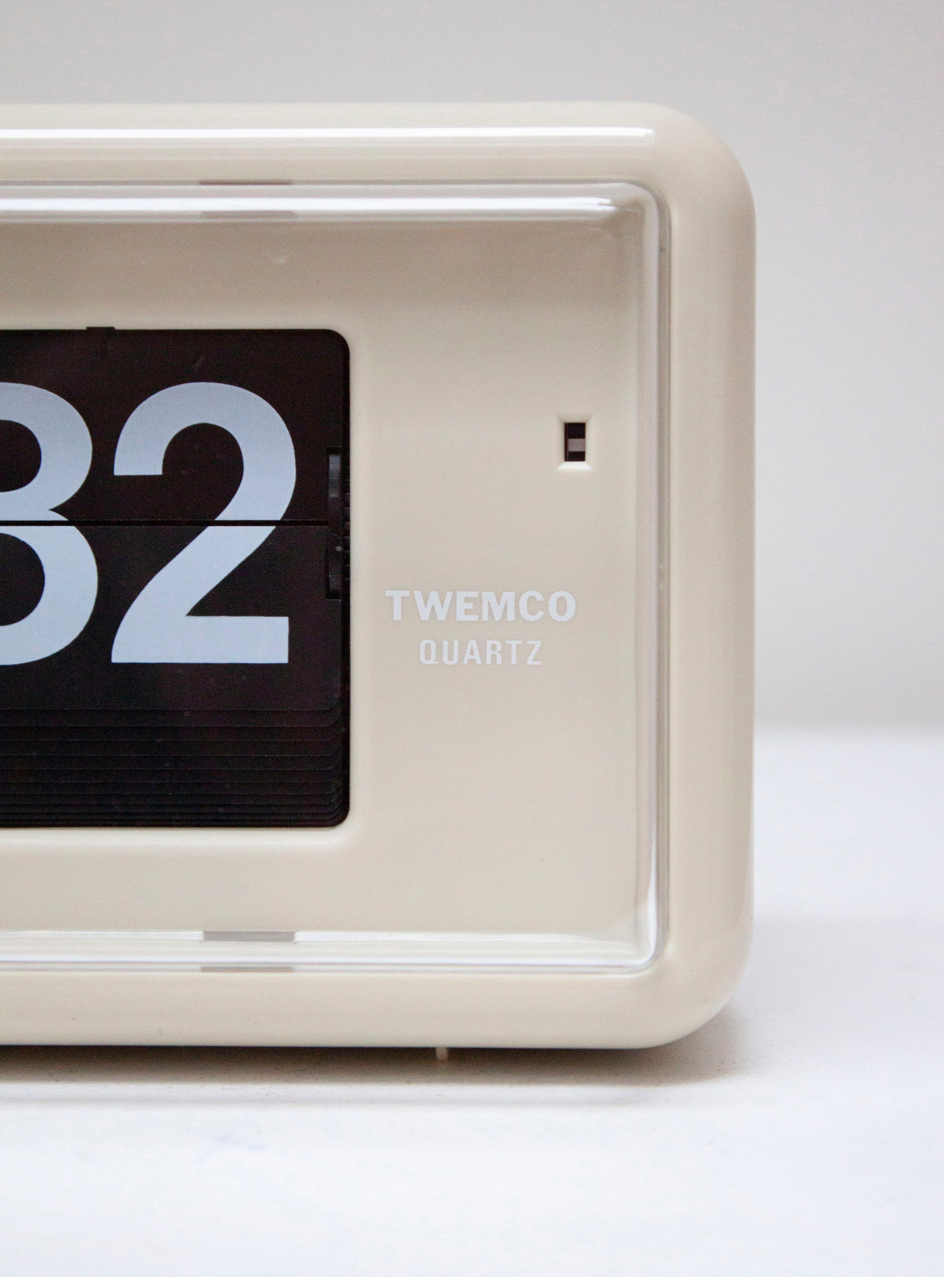Twemco AL-30 Beige/Brown Alarm Flip Clock | Juki Amsterdam – JUKI