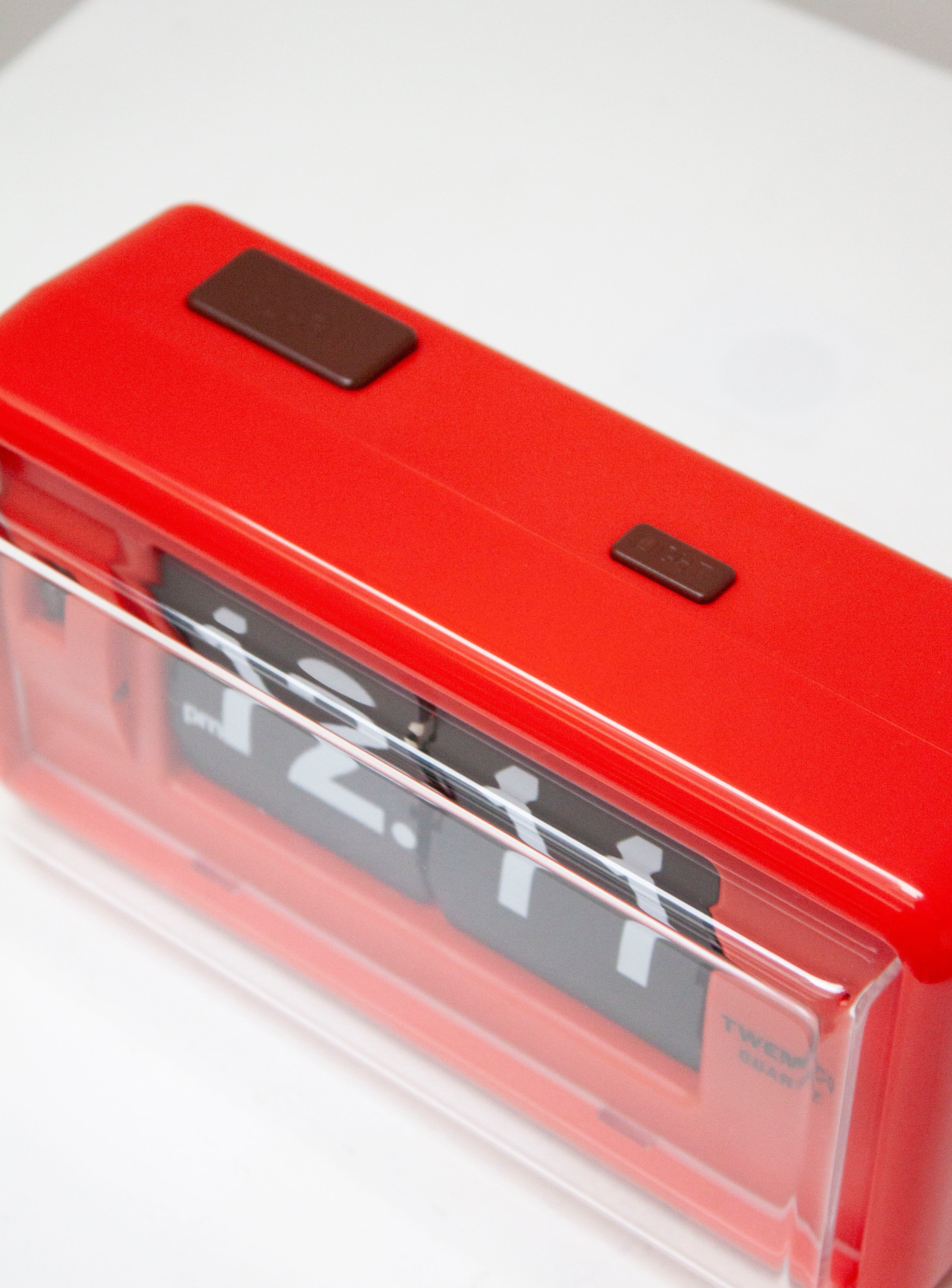 Twemco AL-30 Red/Brown Alarm Flip Clock | Juki Amsterdam – JUKI