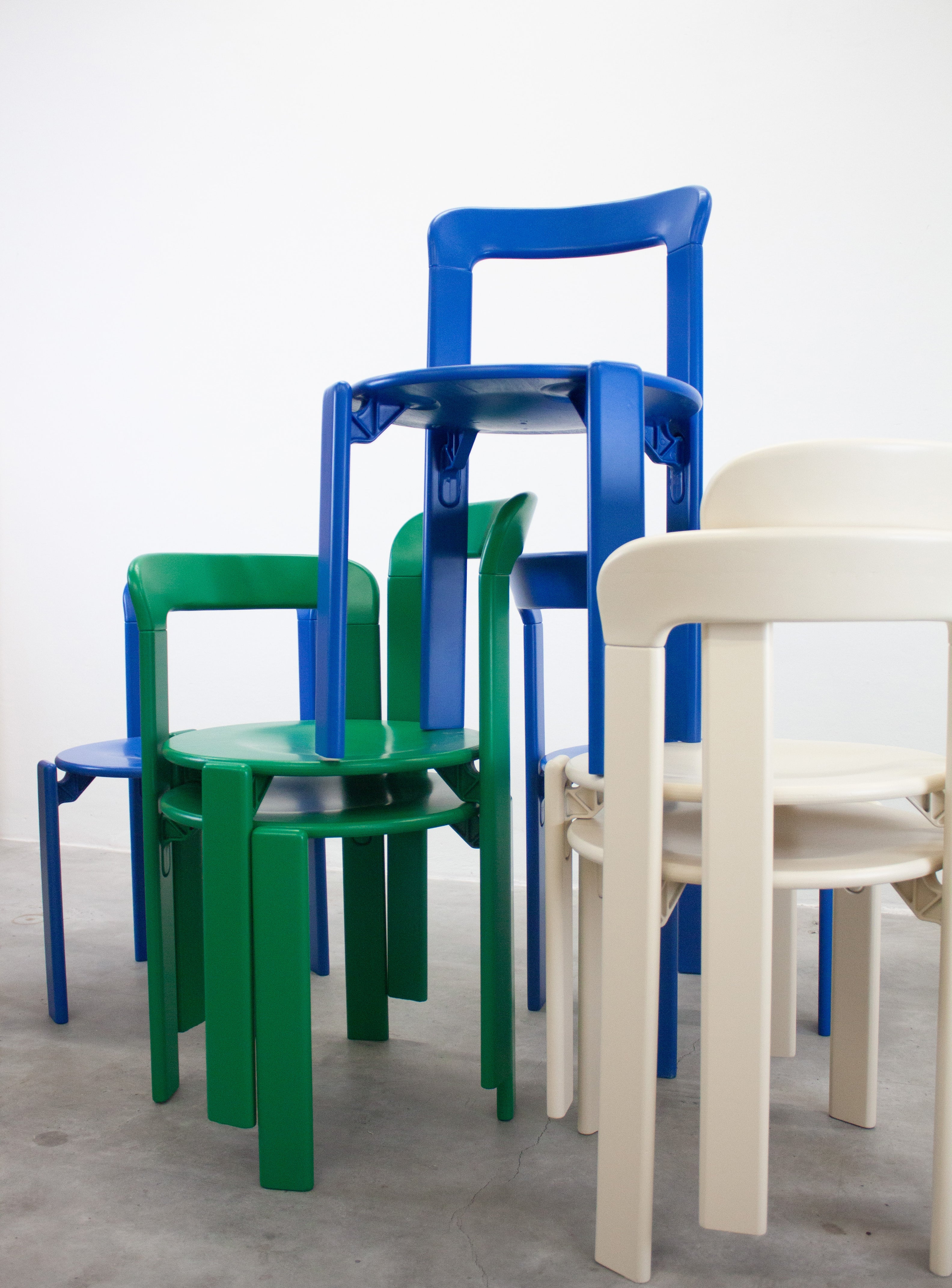 Dietiker Rey Dining Chairs by Bruno Rey (Cobalt Blue) – JUKI AMSTERDAM