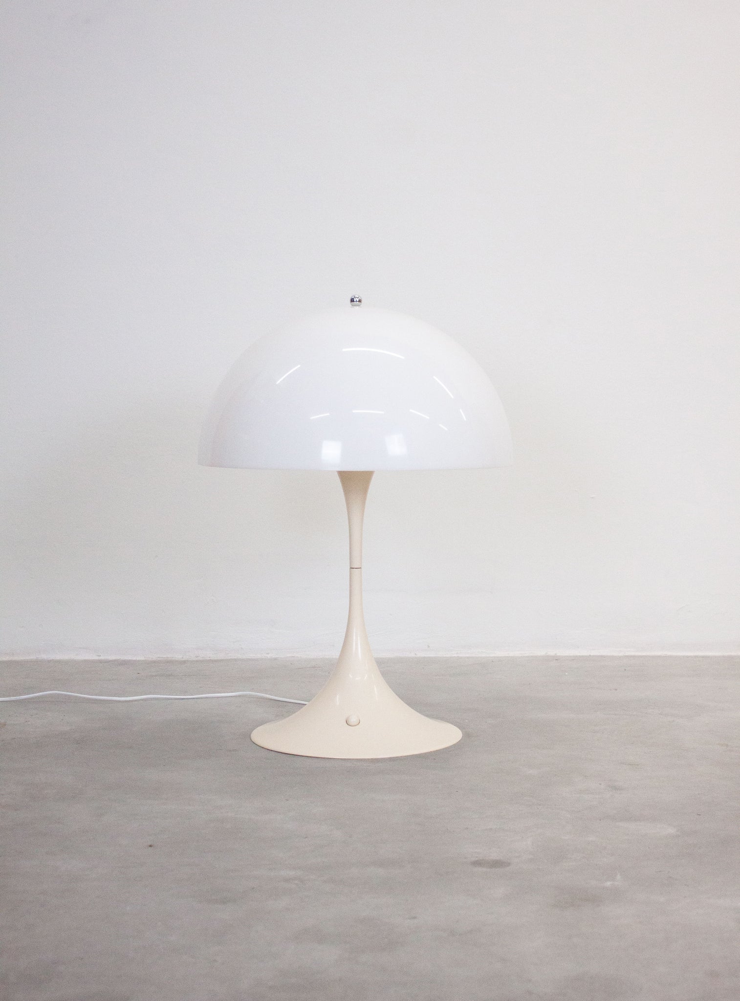 Louis Poulsen Panthella Floor Lamp (50 cm) by Verner Panton