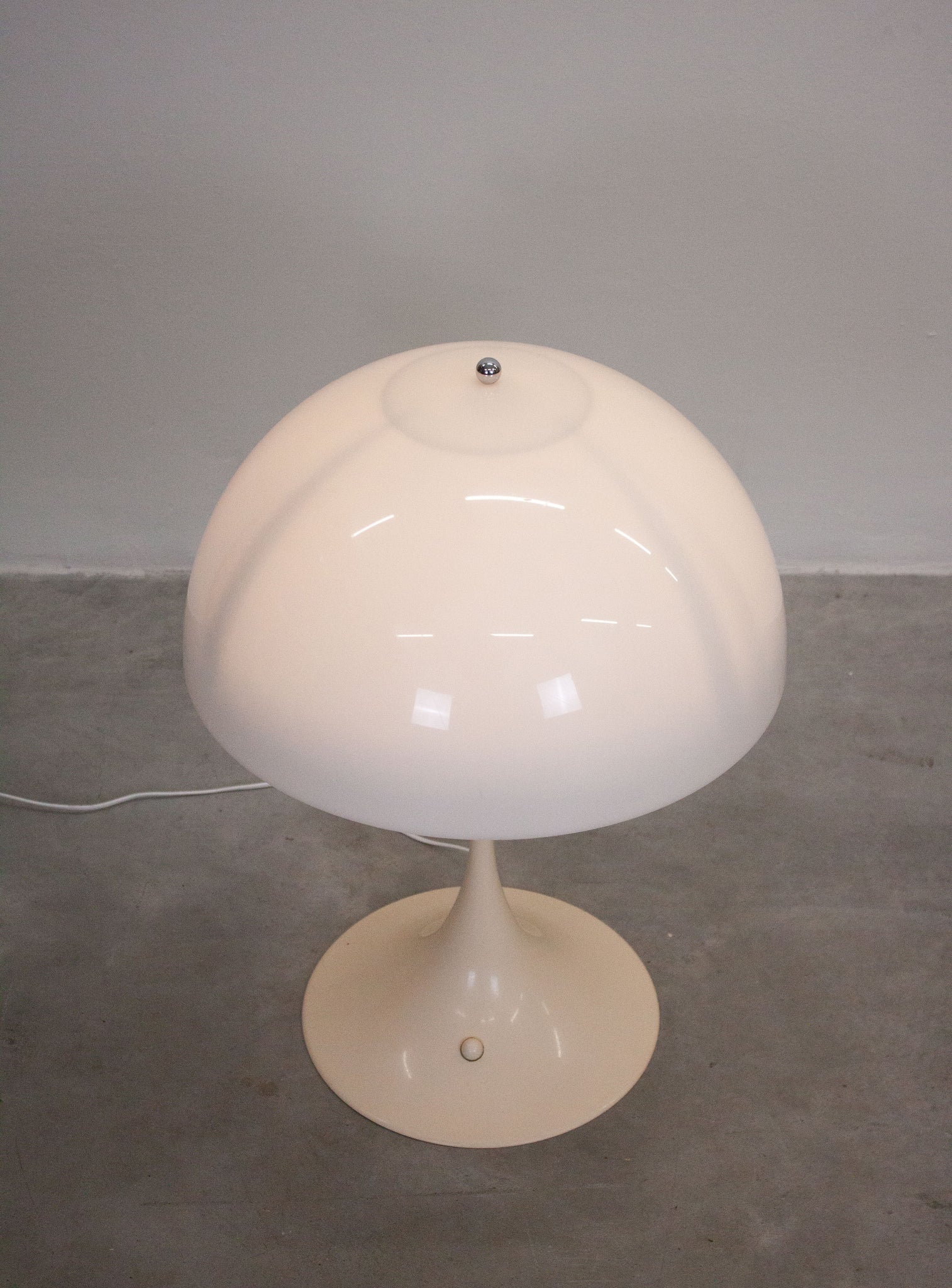 Louis Poulsen Panthella Floor Lamp (50 cm) by Verner Panton