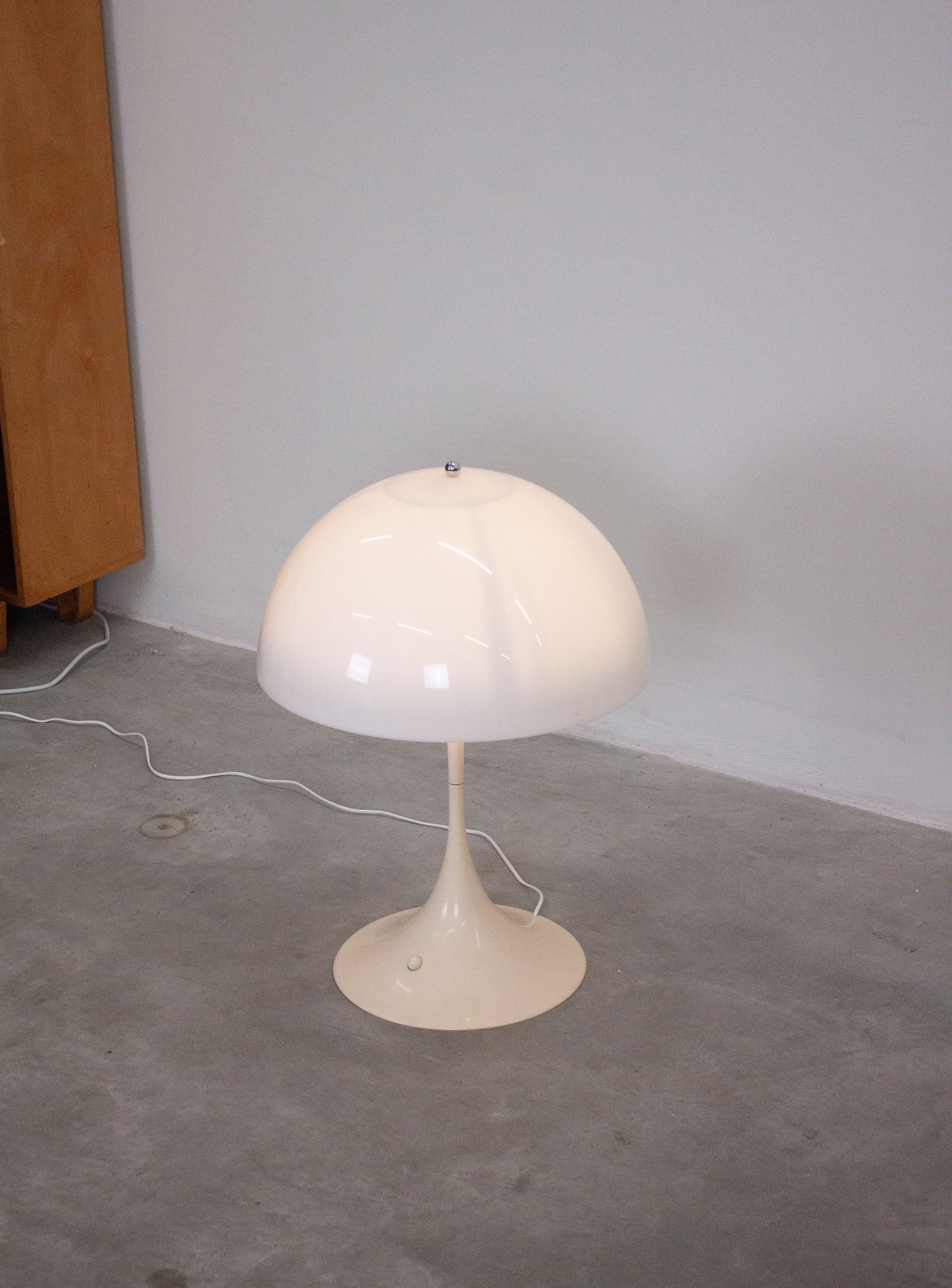 Louis Poulsen Panthella Floor Lamp (50 cm) by Verner Panton