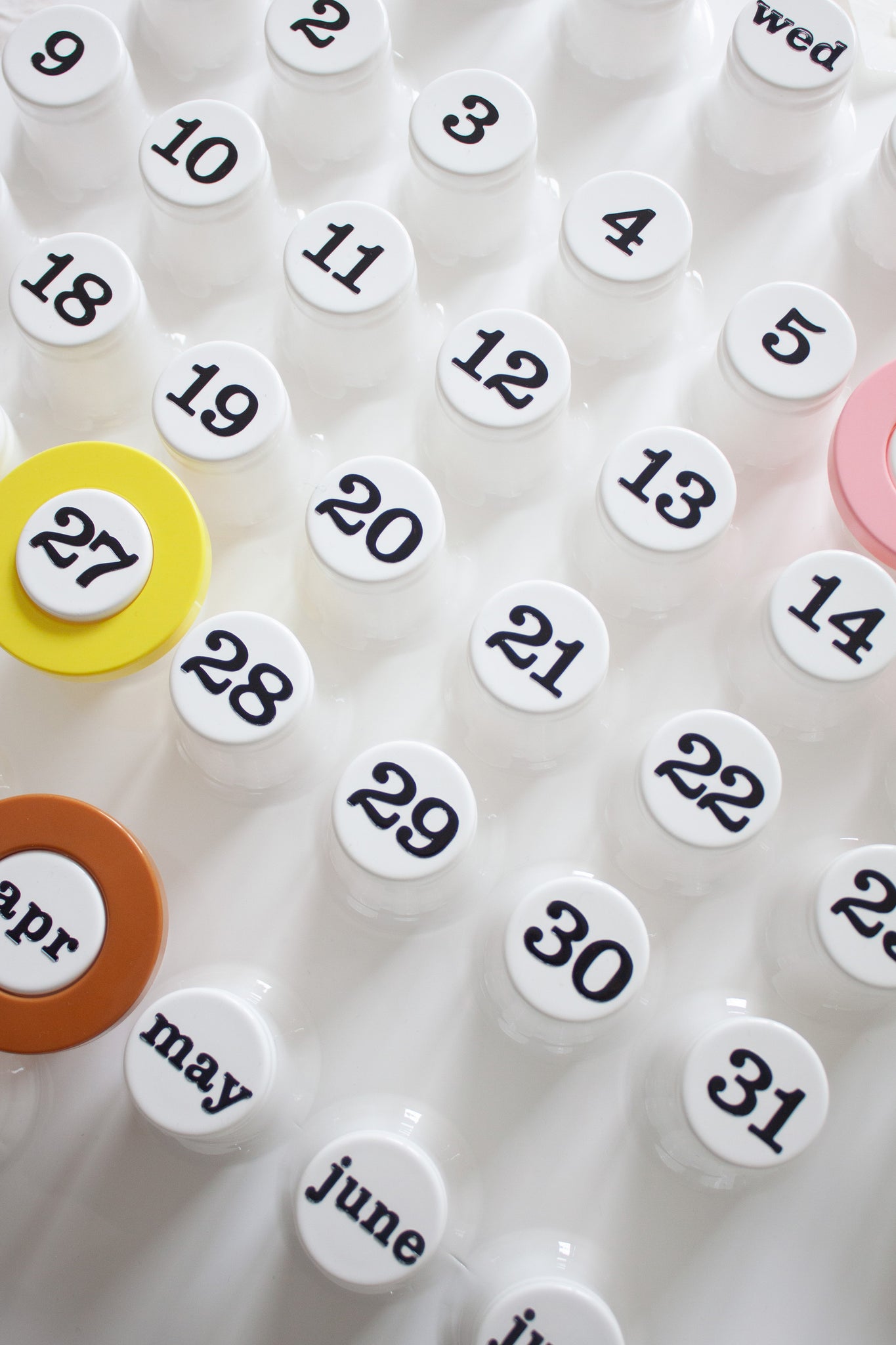 RingADate Perpetual Calendar by Della Beffa (White) JUKI